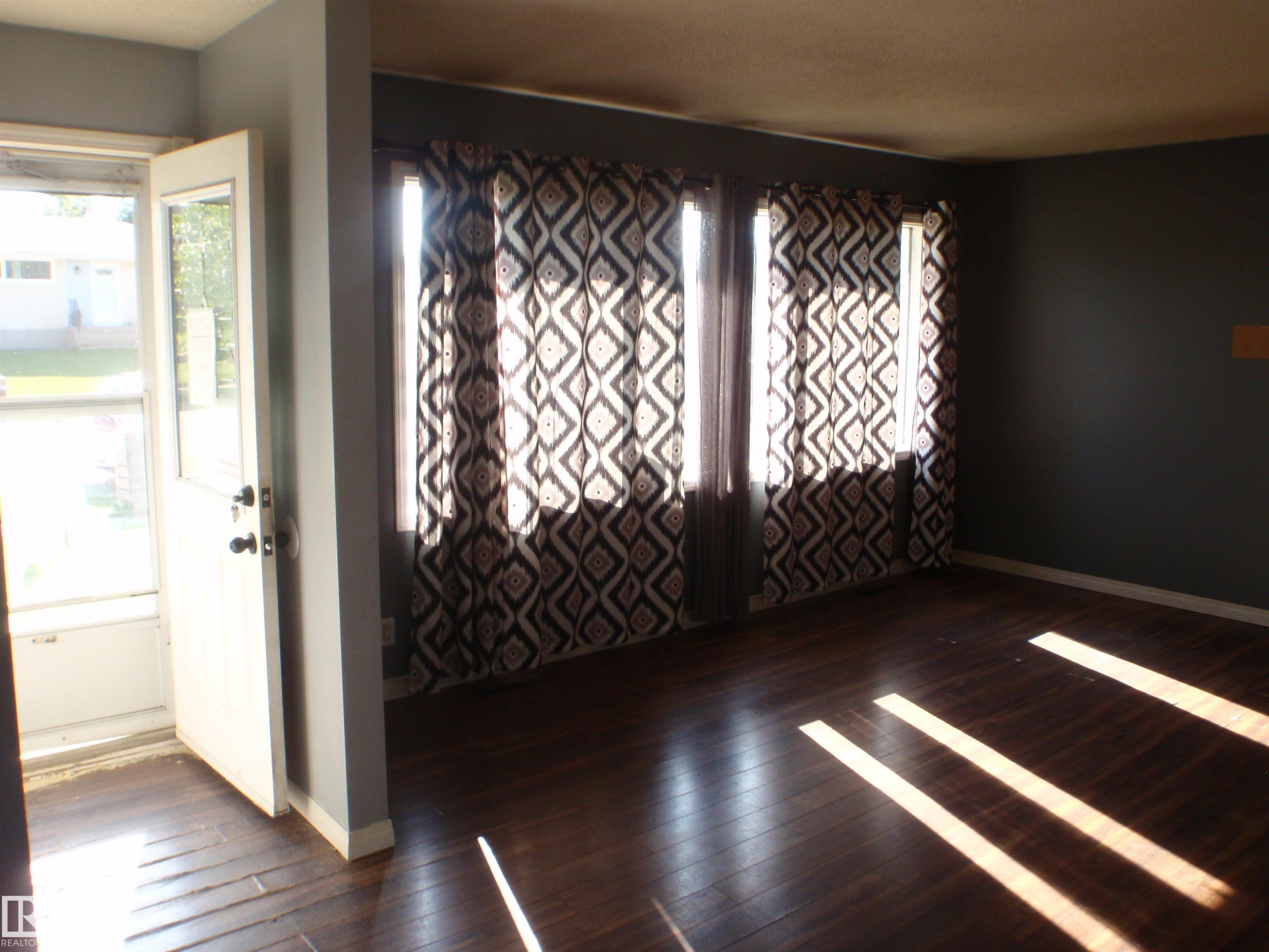 5424 Willock Crescent, Swan Hills, AB - Indoor Photo Showing Other Room