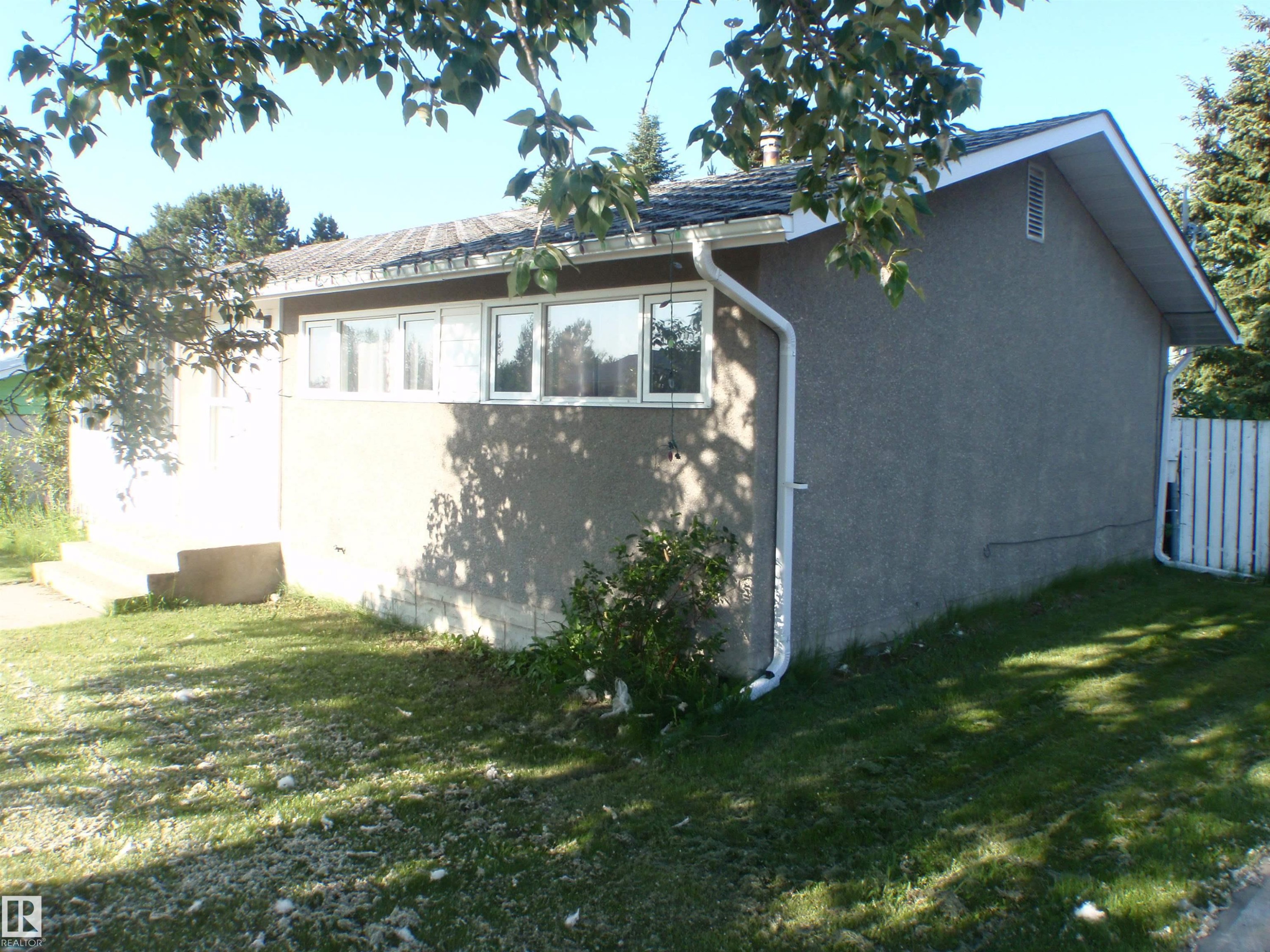 5424 Willock Crescent, Swan Hills, AB - Outdoor
