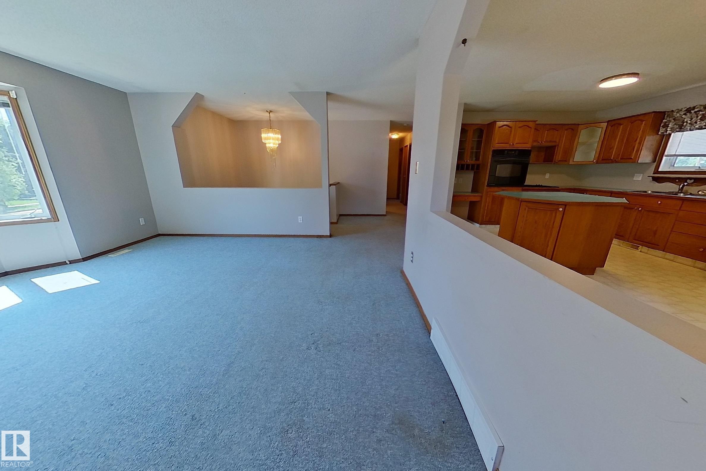 4602 52 Avenue, Bentley, AB - Indoor