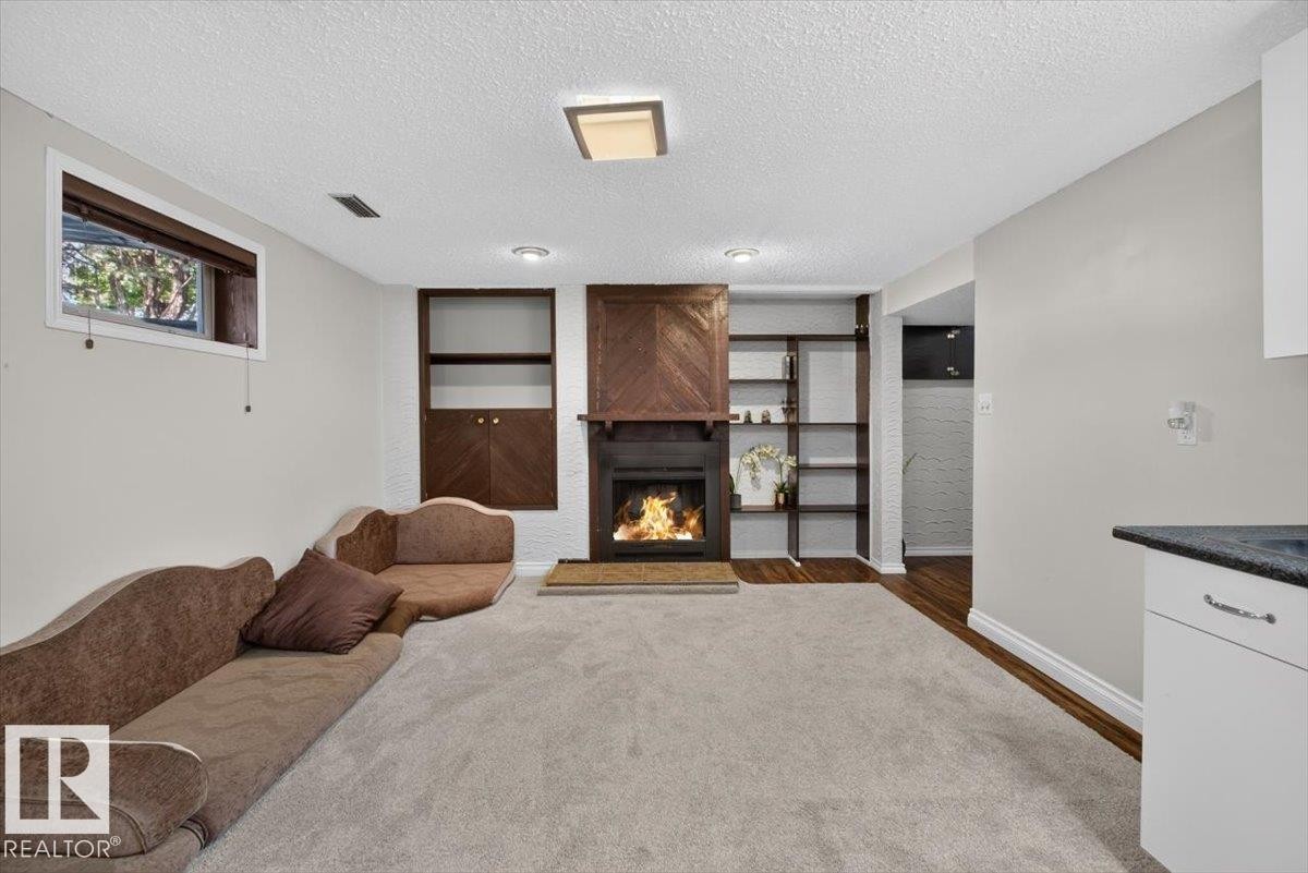 14735 123 Street Nw, Edmonton, AB - Indoor With Fireplace
