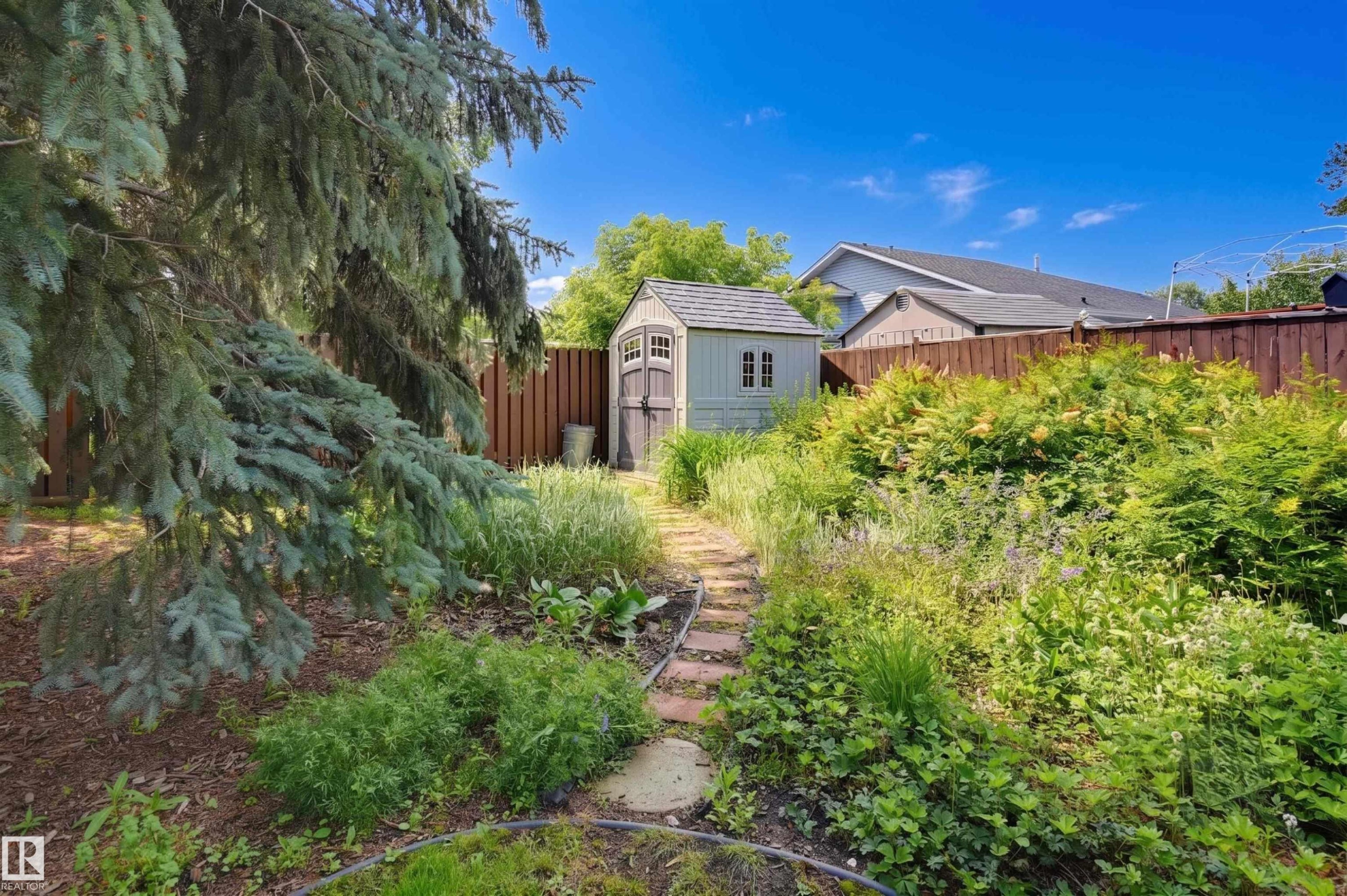 8724 187 Street Nw, Edmonton, AB - Outdoor