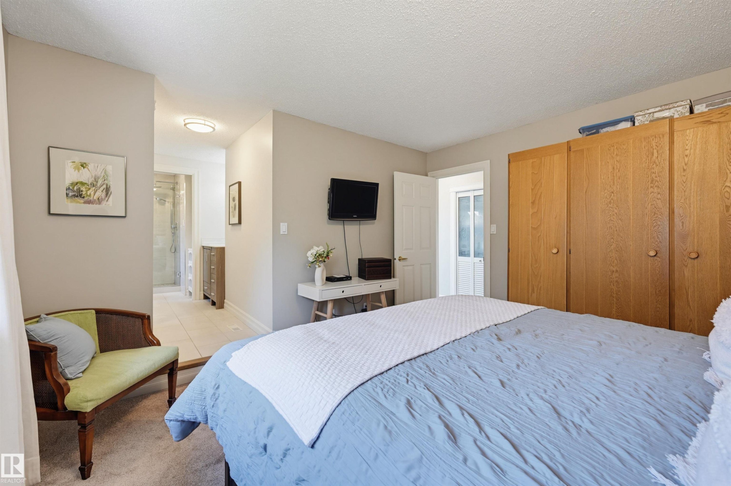 8724 187 Street Nw, Edmonton, AB - Indoor Photo Showing Bedroom