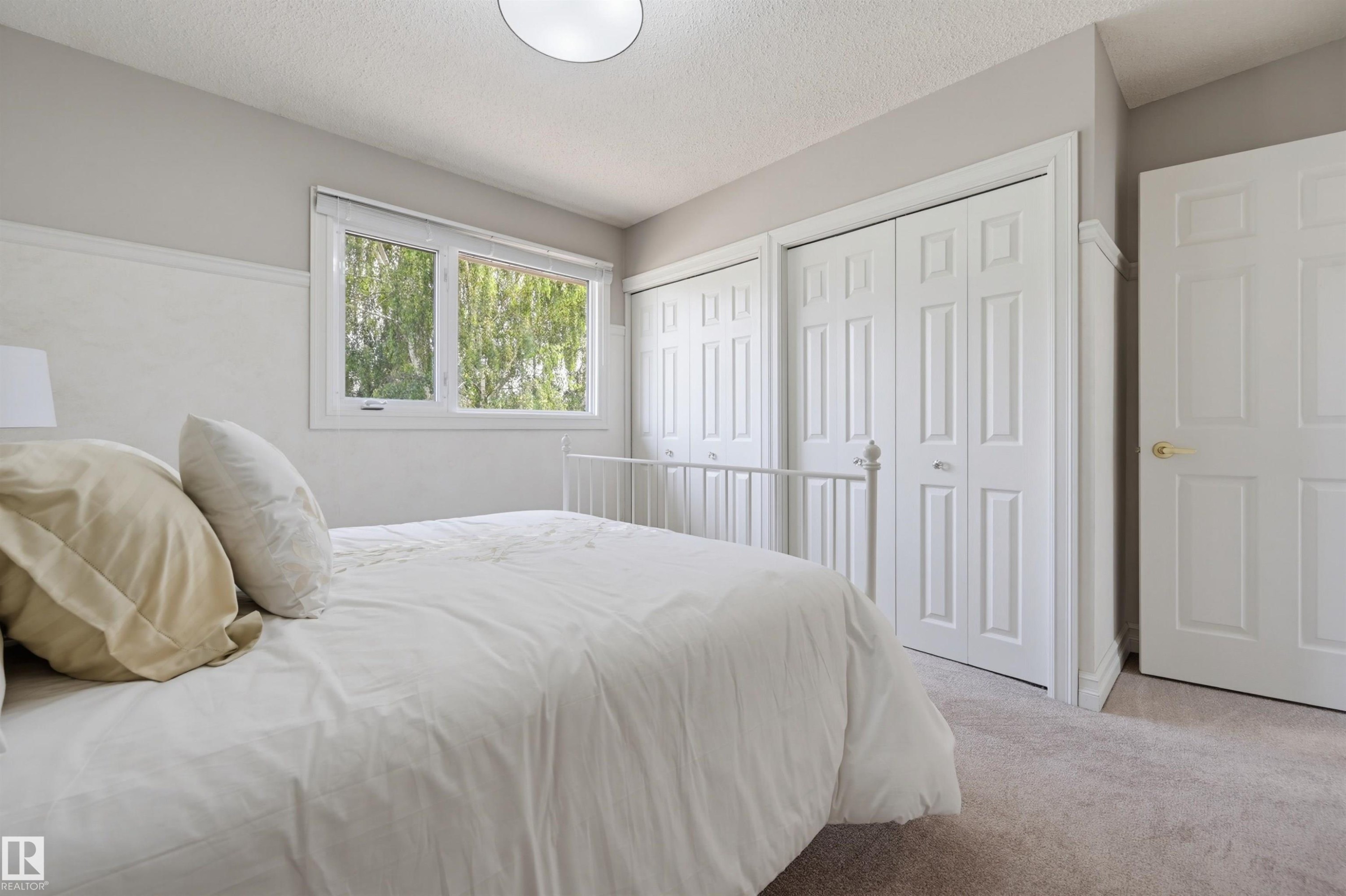 8724 187 Street Nw, Edmonton, AB - Indoor Photo Showing Bedroom