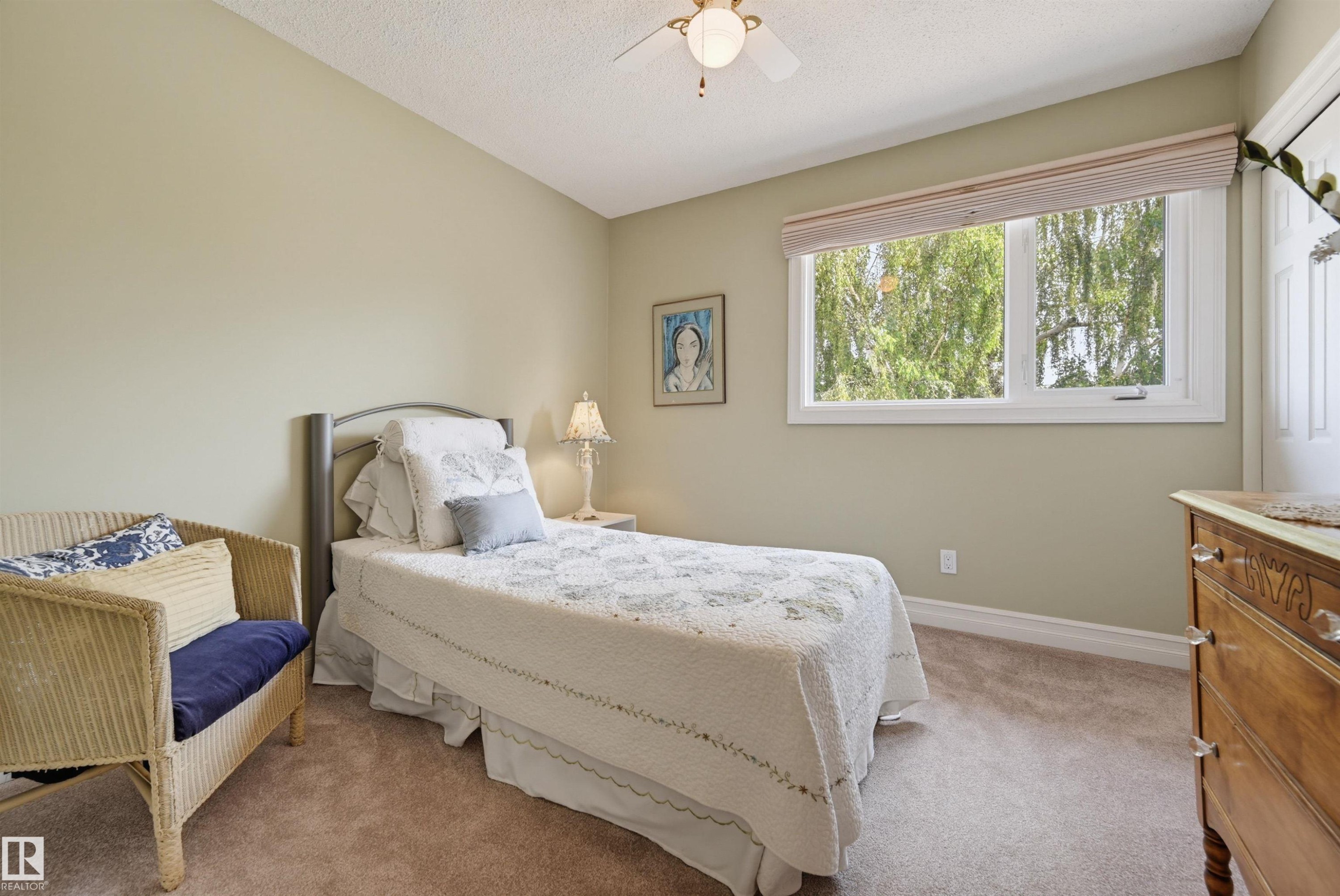 8724 187 Street Nw, Edmonton, AB - Indoor Photo Showing Bedroom
