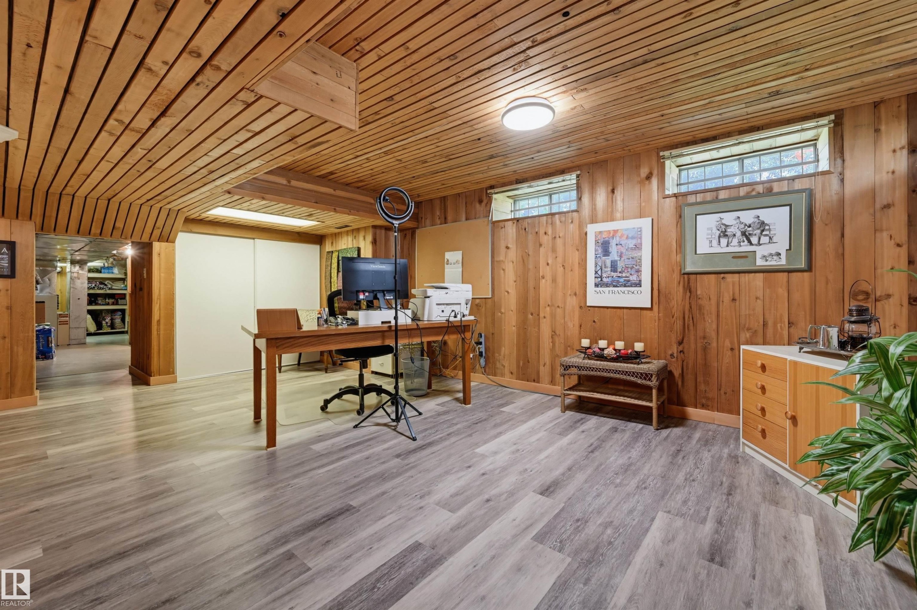 8724 187 Street Nw, Edmonton, AB - Indoor