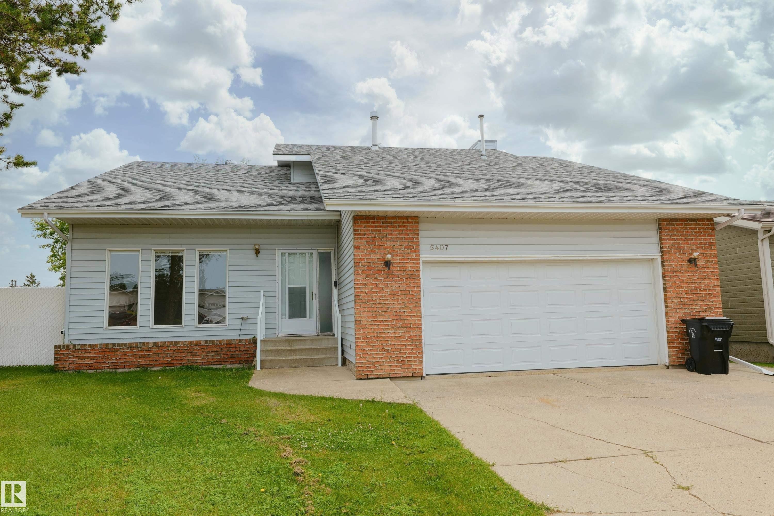 5407 60 Ave, Barrhead, AB - Outdoor