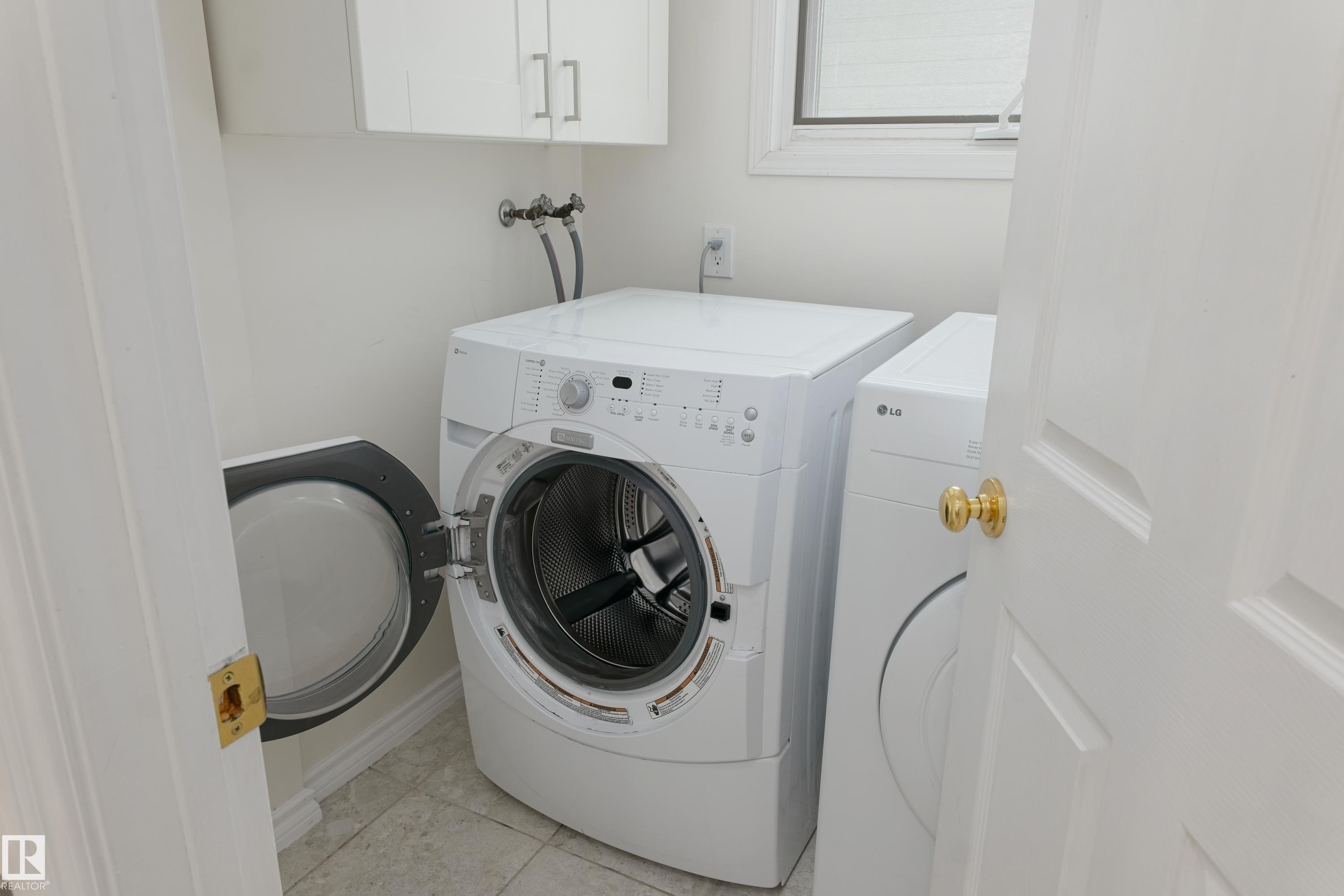 5407 60 Ave, Barrhead, AB - Indoor Photo Showing Laundry Room