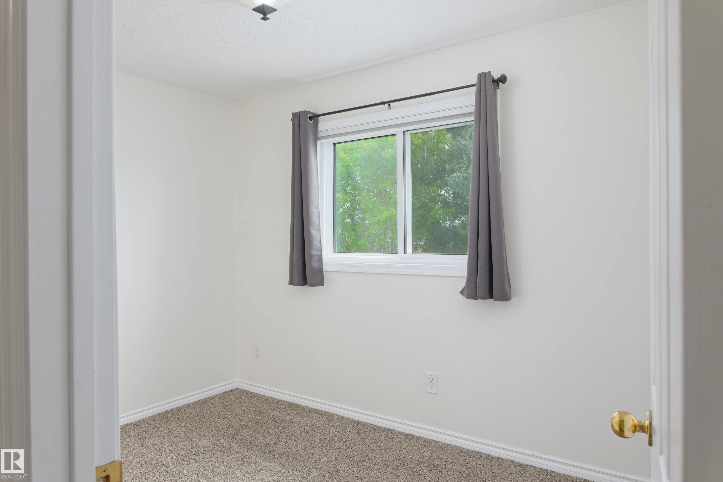 5407 60 Ave, Barrhead, AB - Indoor Photo Showing Other Room