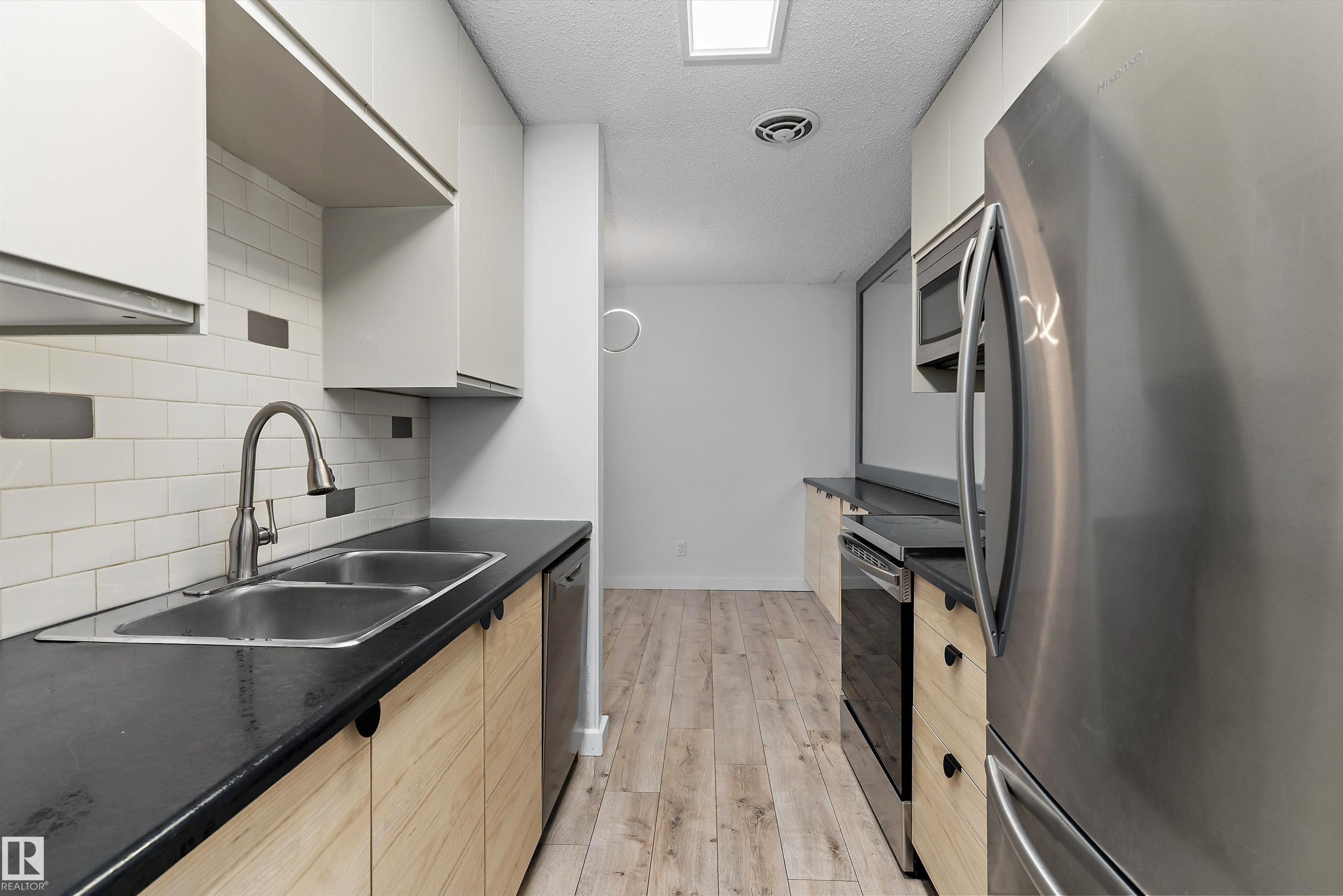 5 Mcleod Place Nw, Edmonton, AB - Indoor Photo Showing Kitchen With Double Sink