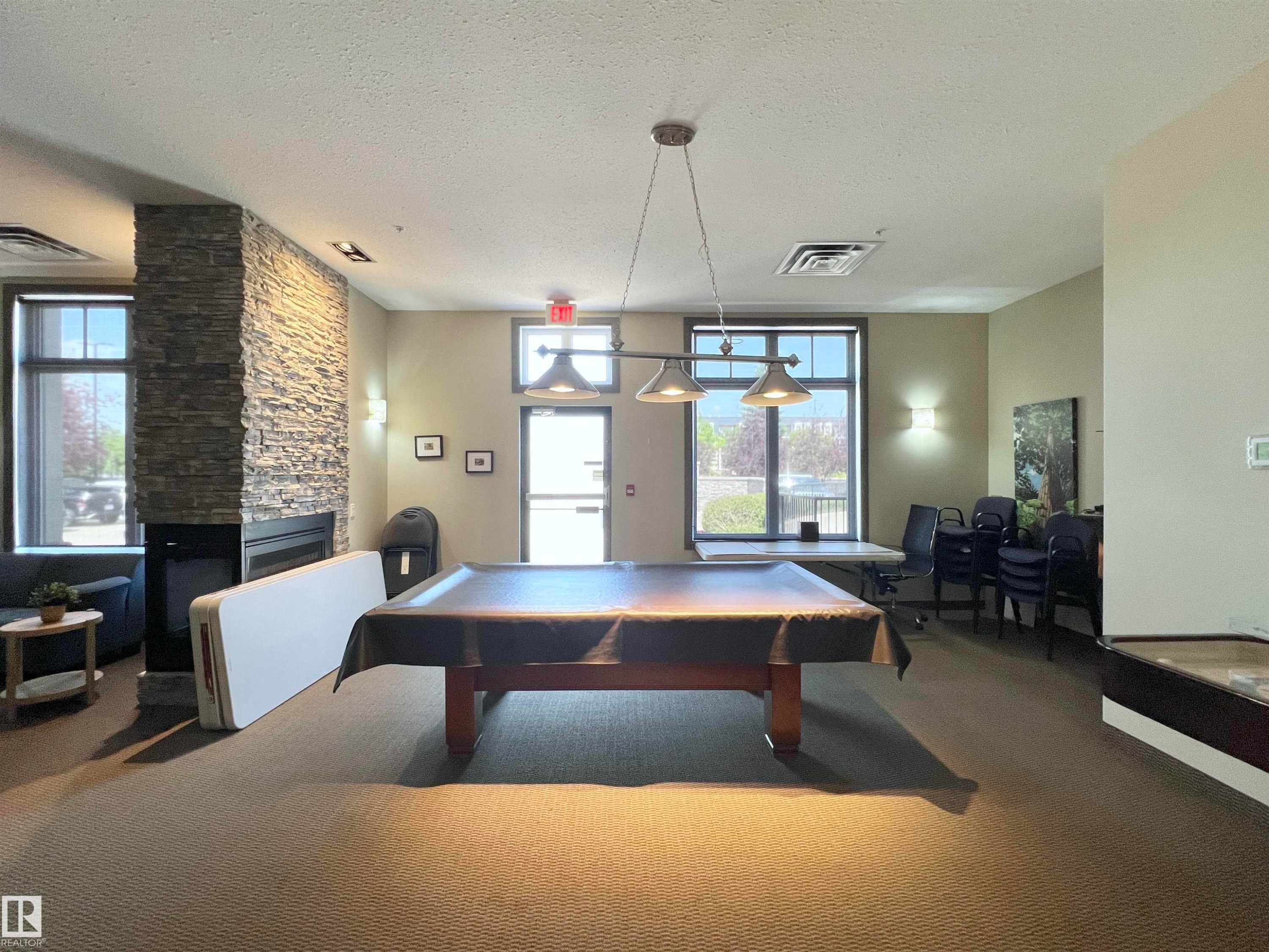 #106 160 Magrath Rd Nw, Edmonton, AB - Indoor Photo Showing Other Room