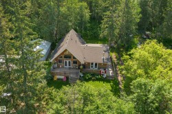 130 Lakeshore Drive Rural Lac Ste. Anne County, AB T0E 1V0