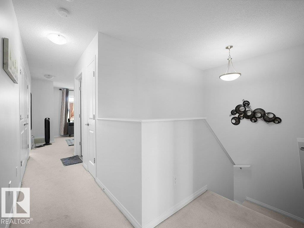 3101 Arthurs Crescent, Edmonton, AB - Indoor Photo Showing Other Room