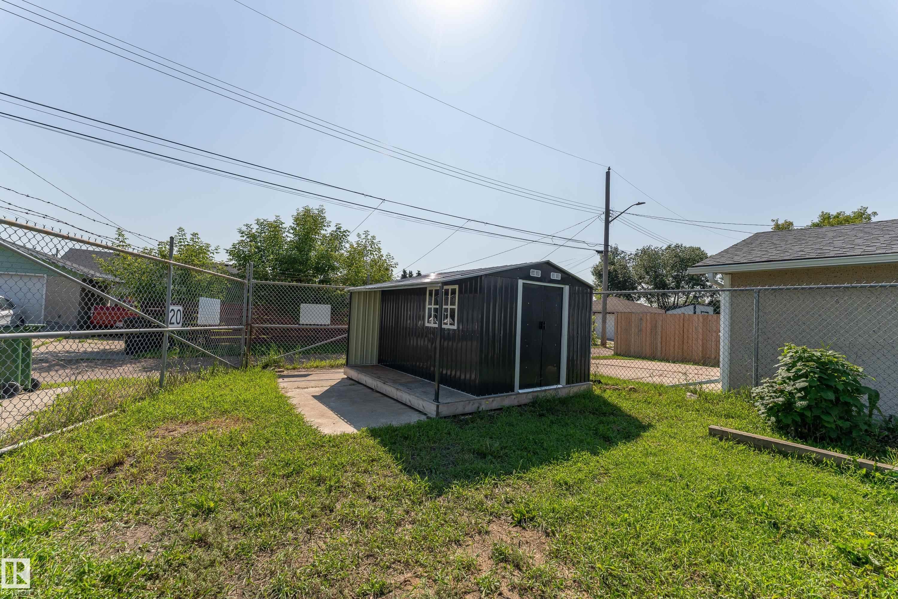 13423 112 Street Nw, Edmonton, AB - Outdoor