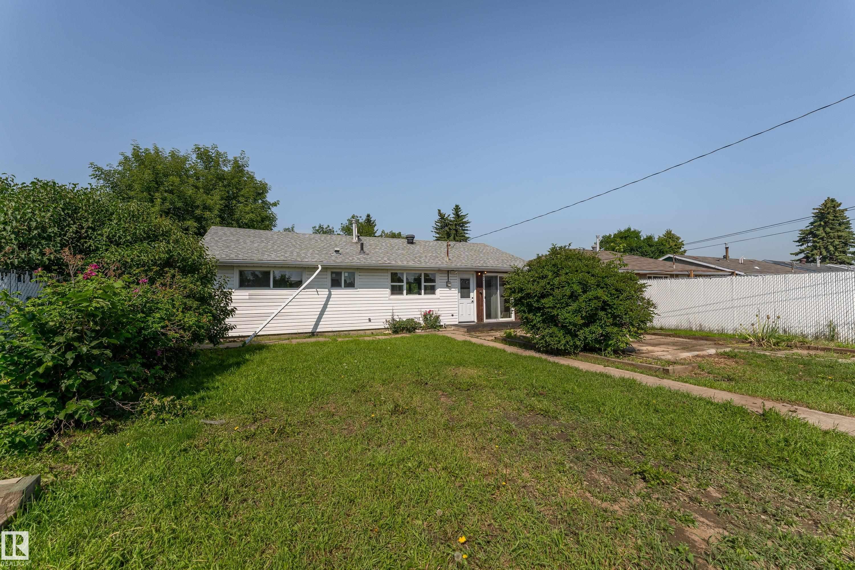 13423 112 Street Nw, Edmonton, AB - Outdoor