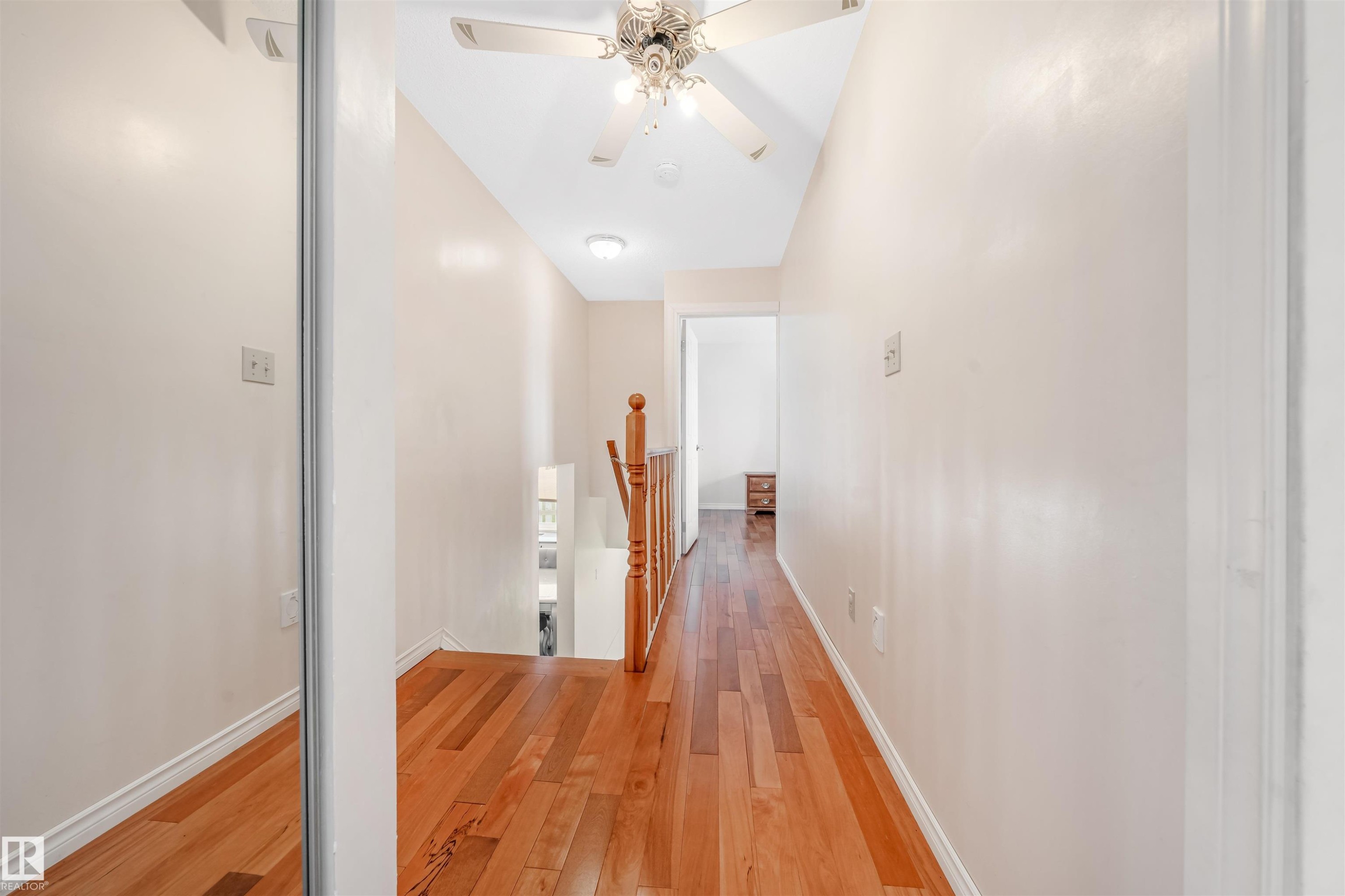 5417 14A Ave, Edmonton, AB - Indoor Photo Showing Other Room