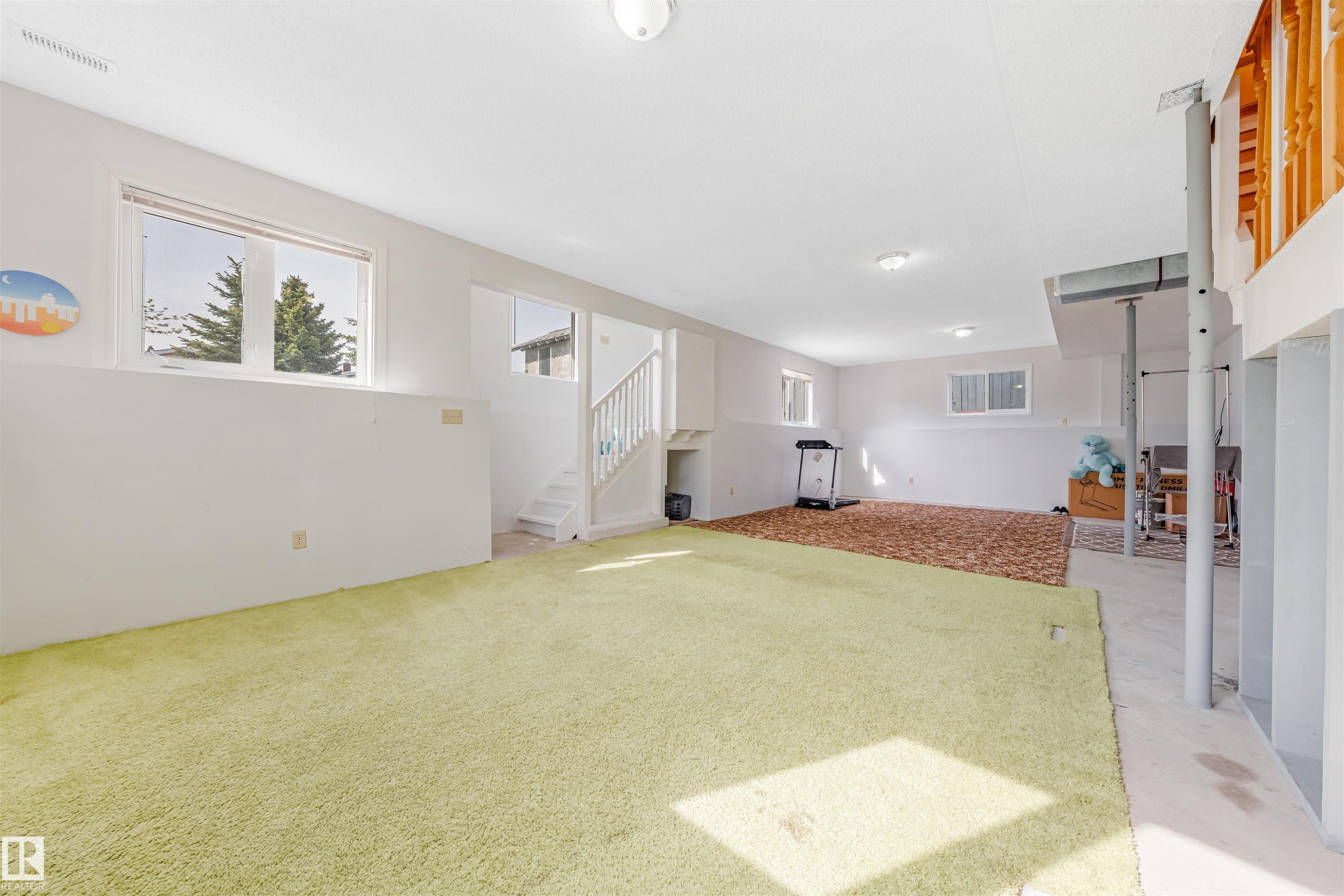 5417 14A Ave, Edmonton, AB - Indoor Photo Showing Other Room
