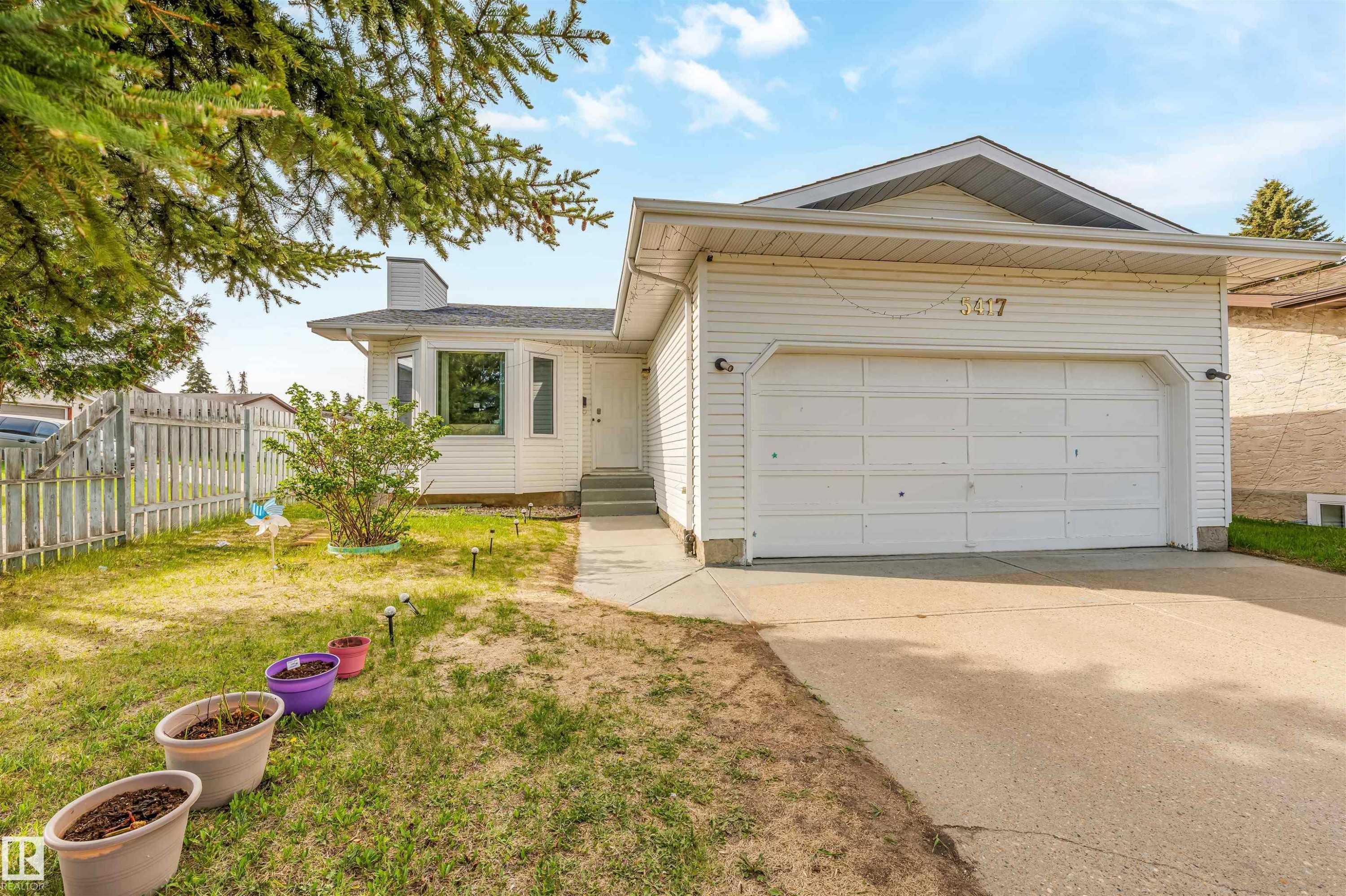 5417 14A Ave, Edmonton, AB - Outdoor