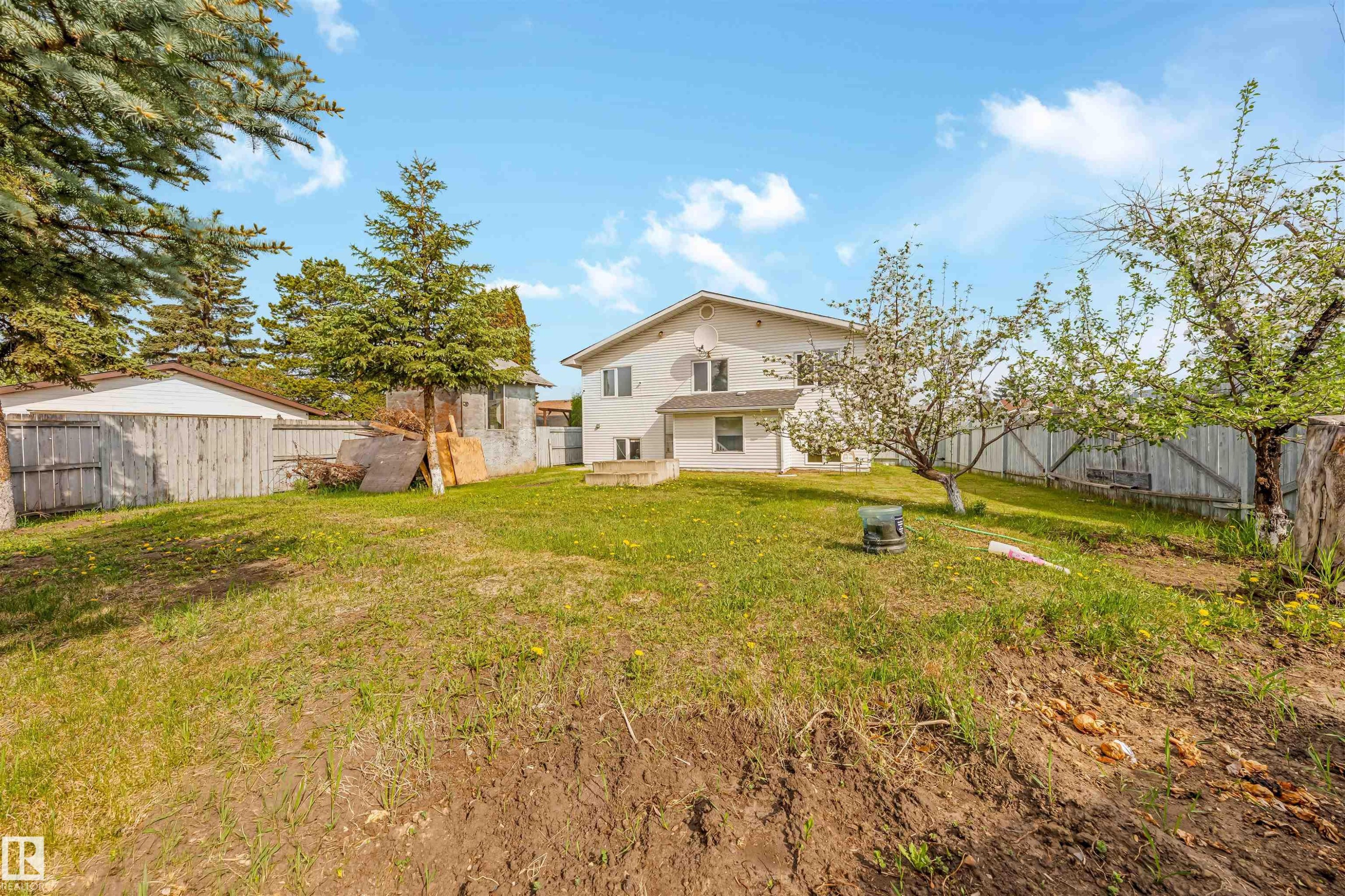 5417 14A Ave, Edmonton, AB - Outdoor