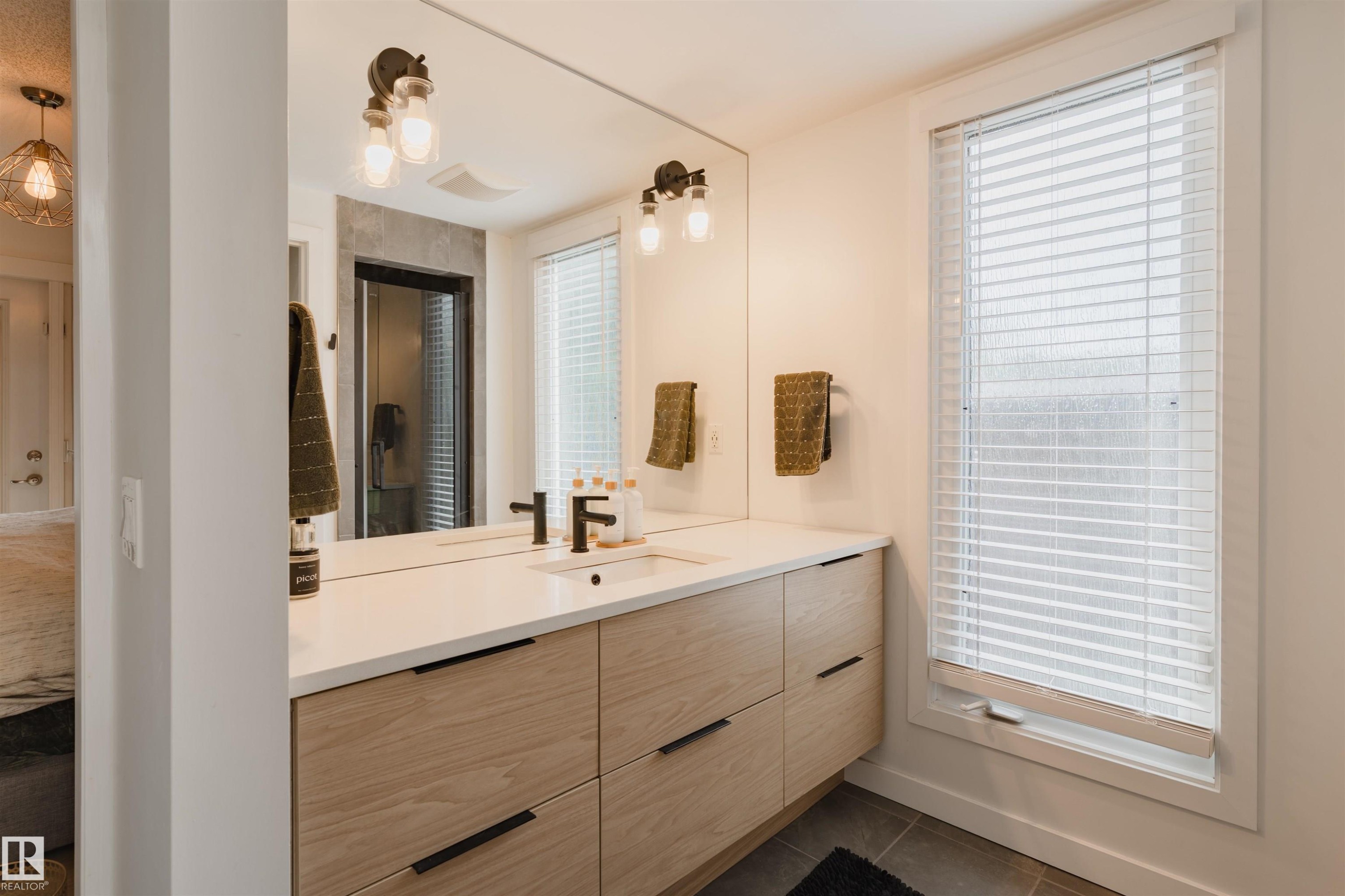 13 Flagstone Crescent, St. Albert, AB - Indoor Photo Showing Bathroom