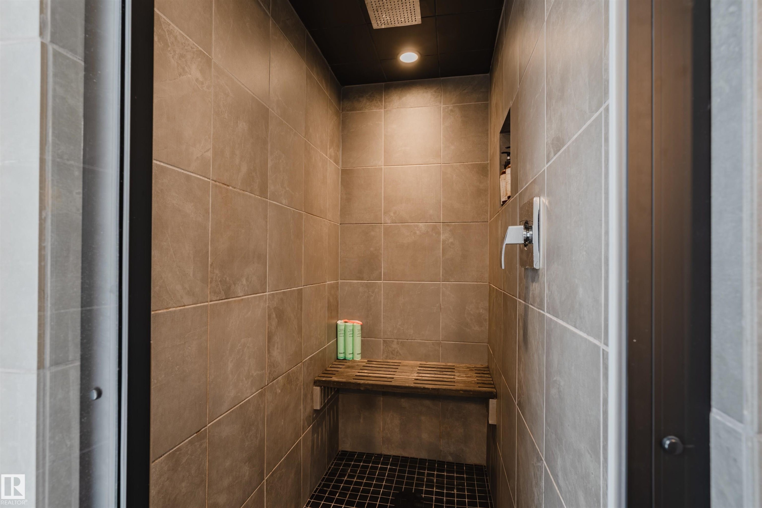 13 Flagstone Crescent, St. Albert, AB - Indoor Photo Showing Bathroom