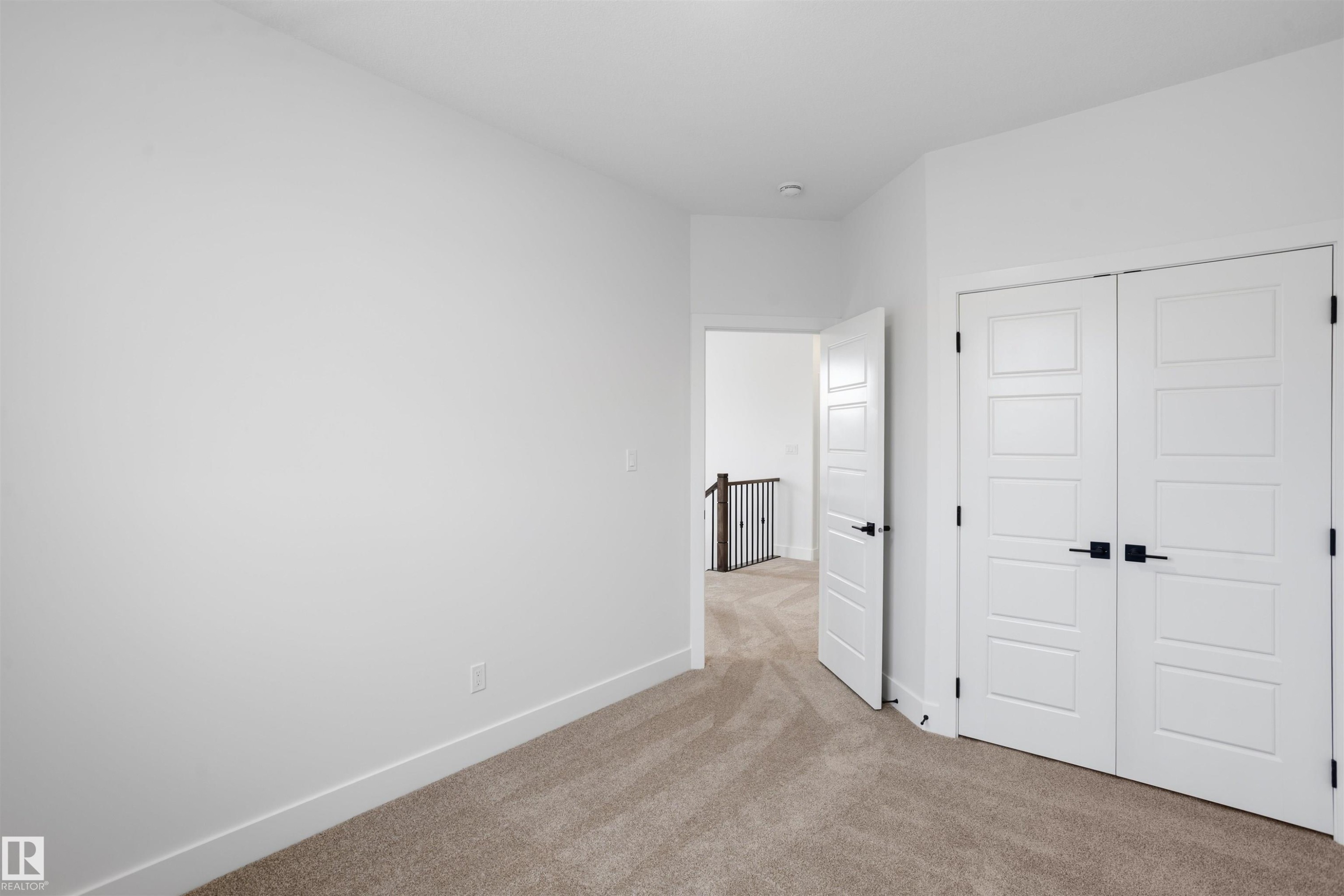 1772 Crossbill Loop Nw, Edmonton, AB - Indoor Photo Showing Other Room
