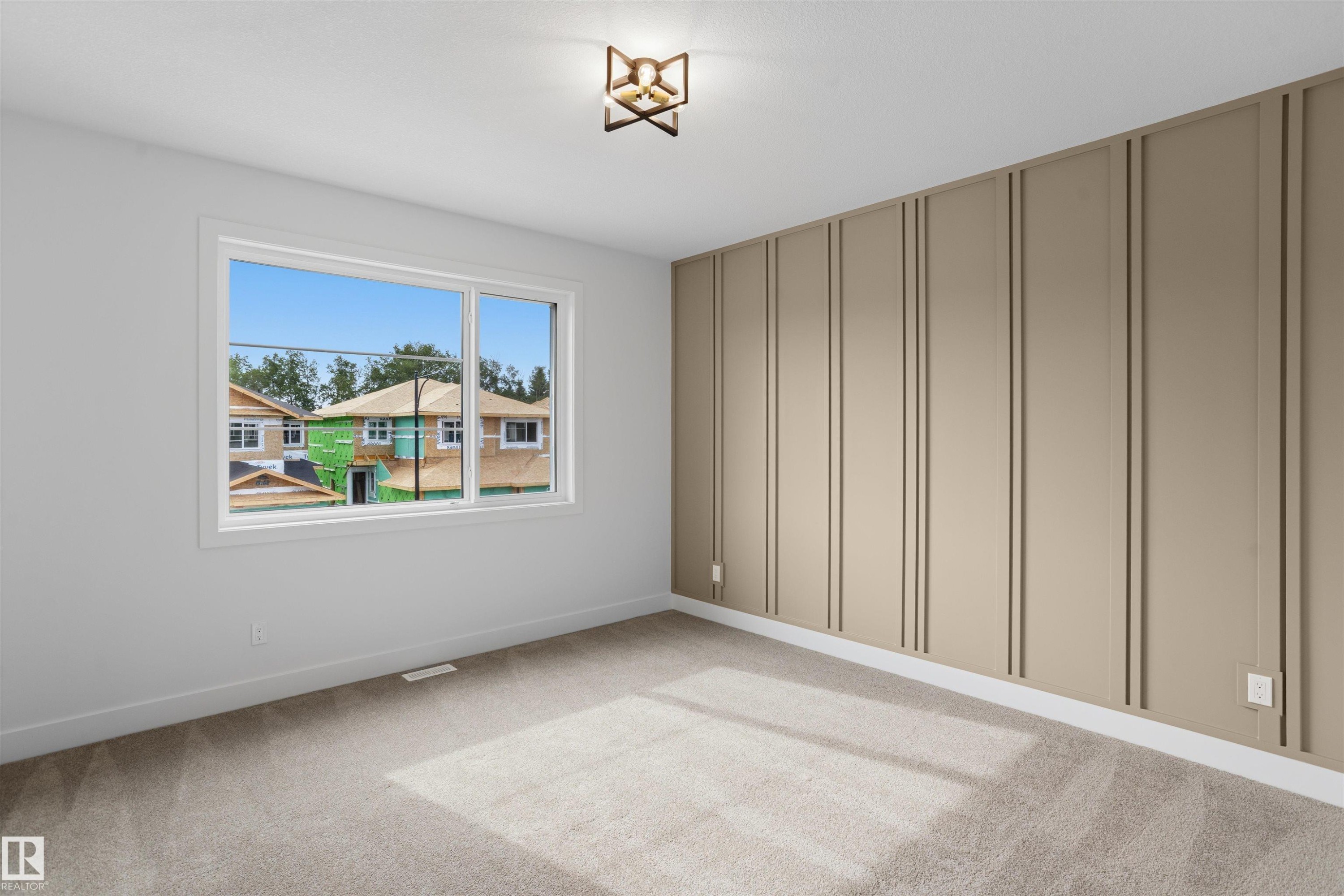 1772 Crossbill Loop Nw, Edmonton, AB - Indoor Photo Showing Other Room