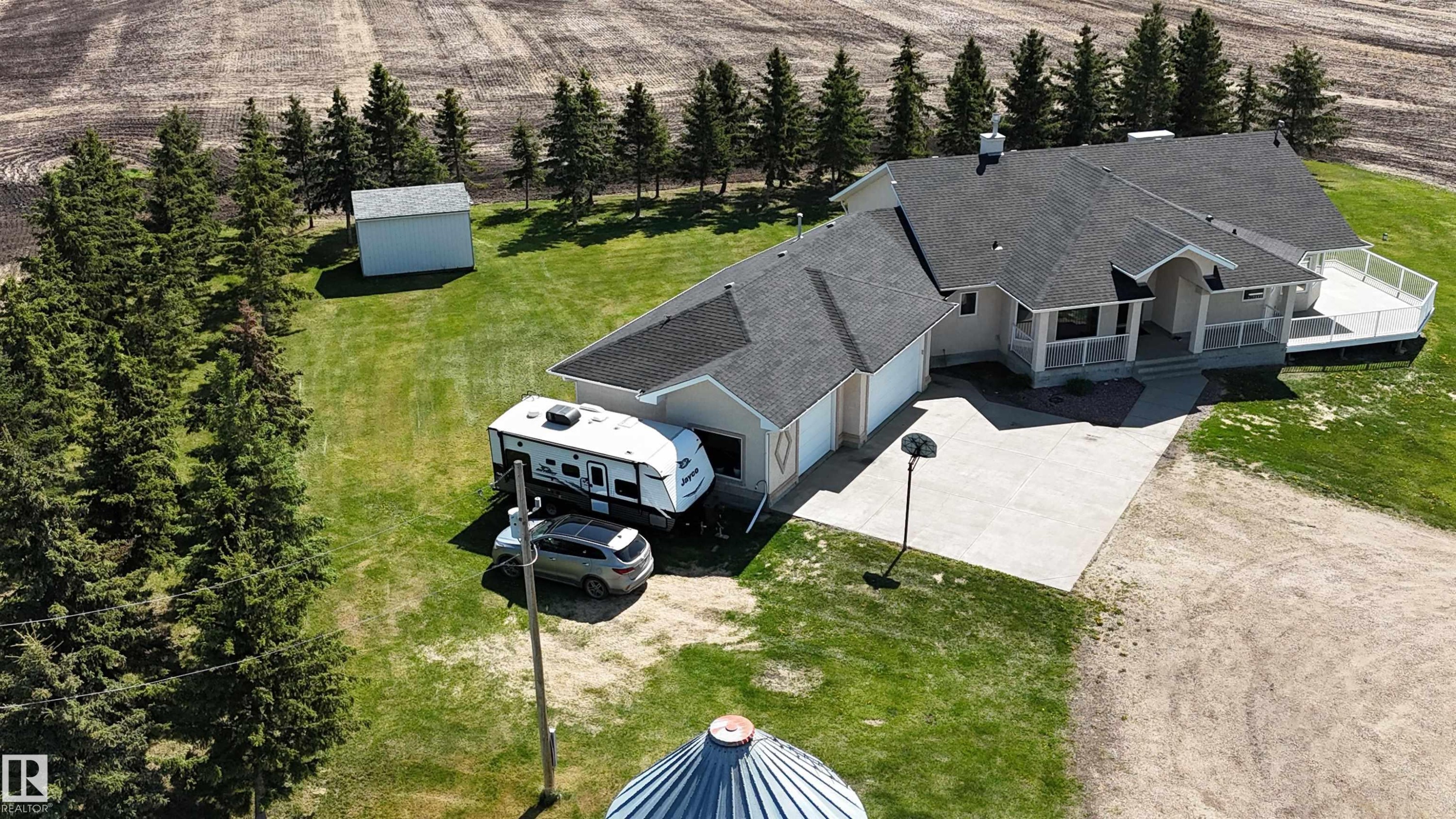 51111 Rr 233, Rural Strathcona County, AB - Outdoor