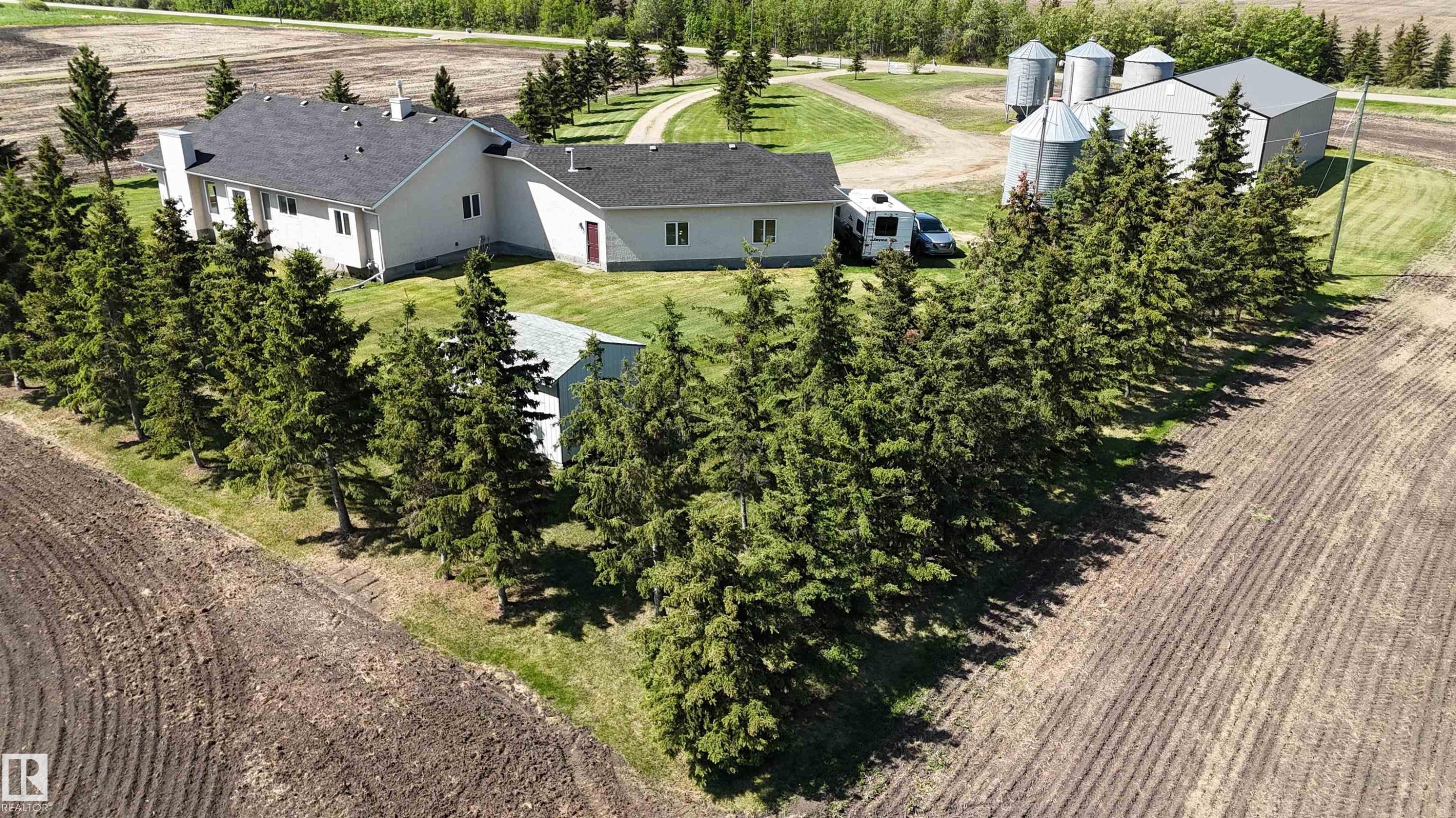 51111 Rr 233, Rural Strathcona County, AB - Outdoor
