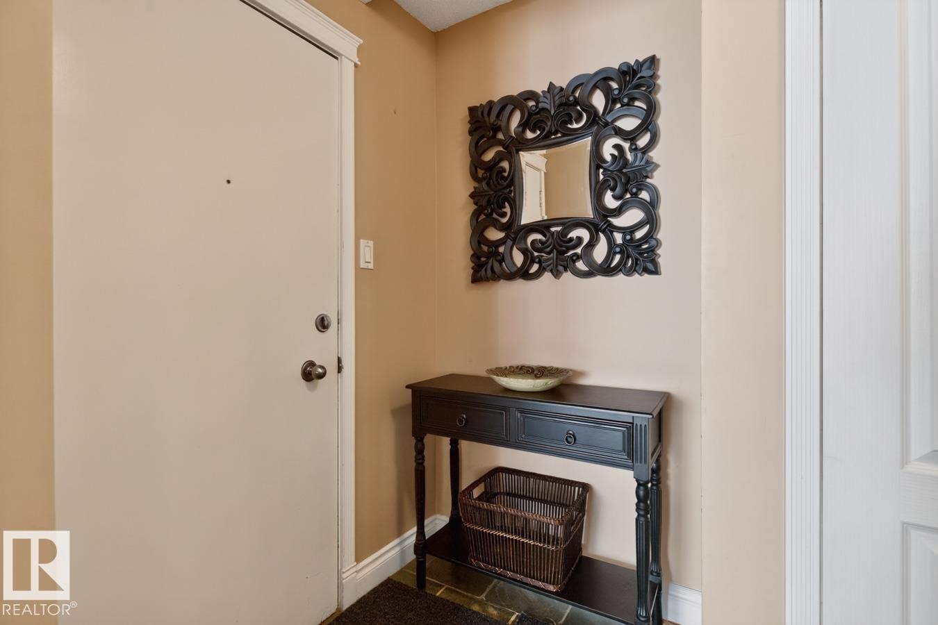 #206 10745 83 Av Nw, Edmonton, AB - Indoor Photo Showing Other Room
