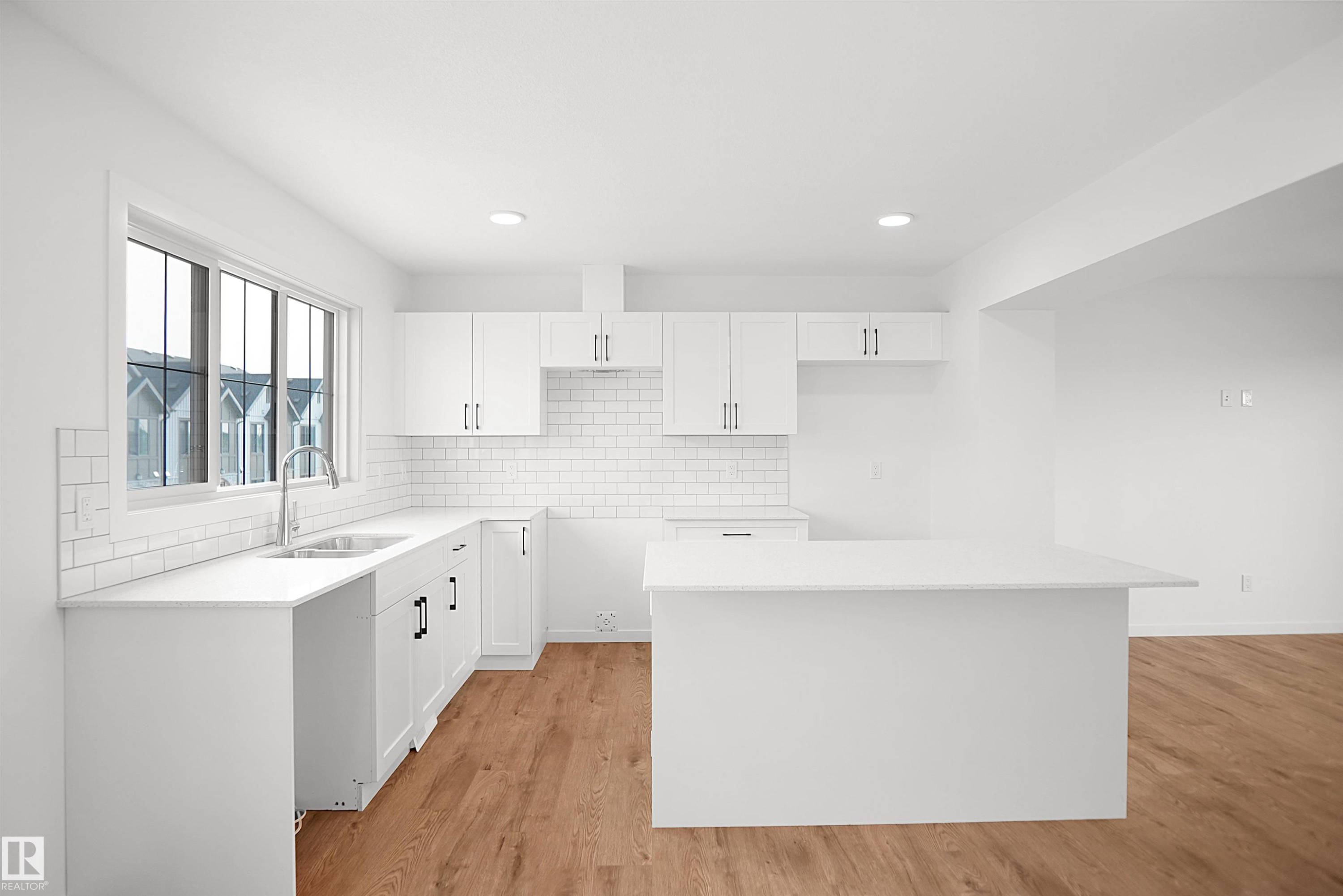 #67 17319 5 St Ne, Edmonton, AB - Indoor Photo Showing Kitchen With Double Sink