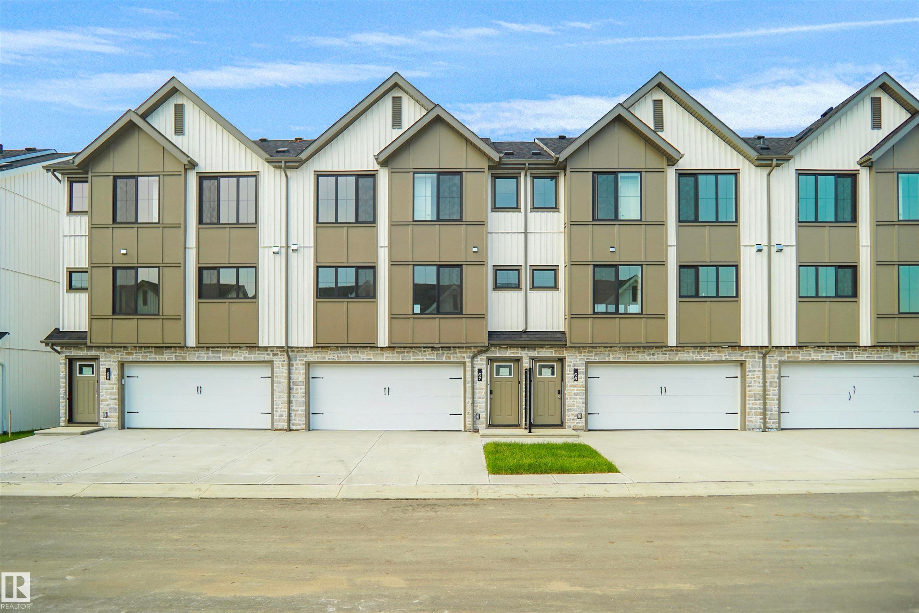 #67 17319 5 St Ne, Edmonton, AB - Outdoor With Facade