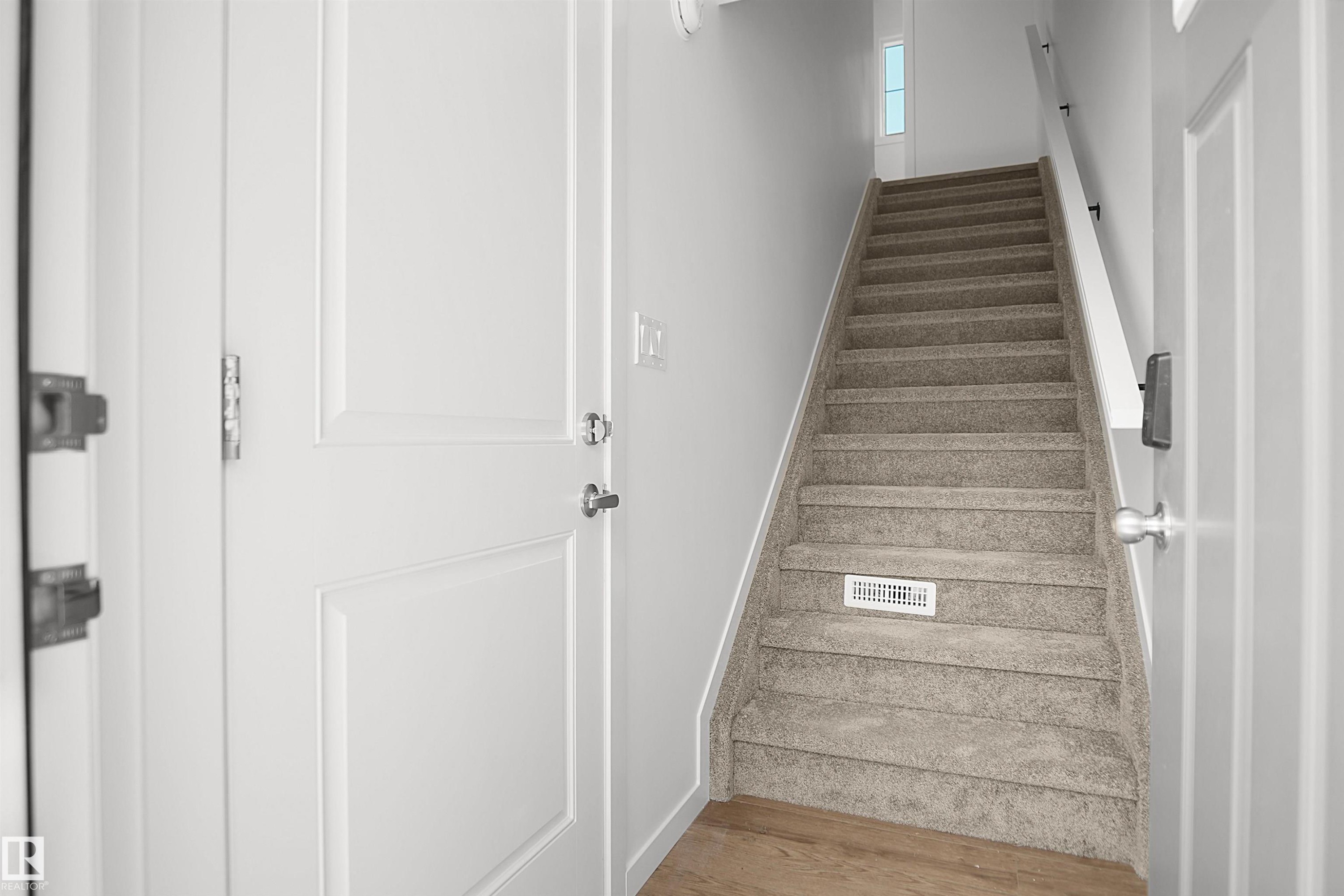 #67 17319 5 St Ne, Edmonton, AB - Indoor Photo Showing Other Room