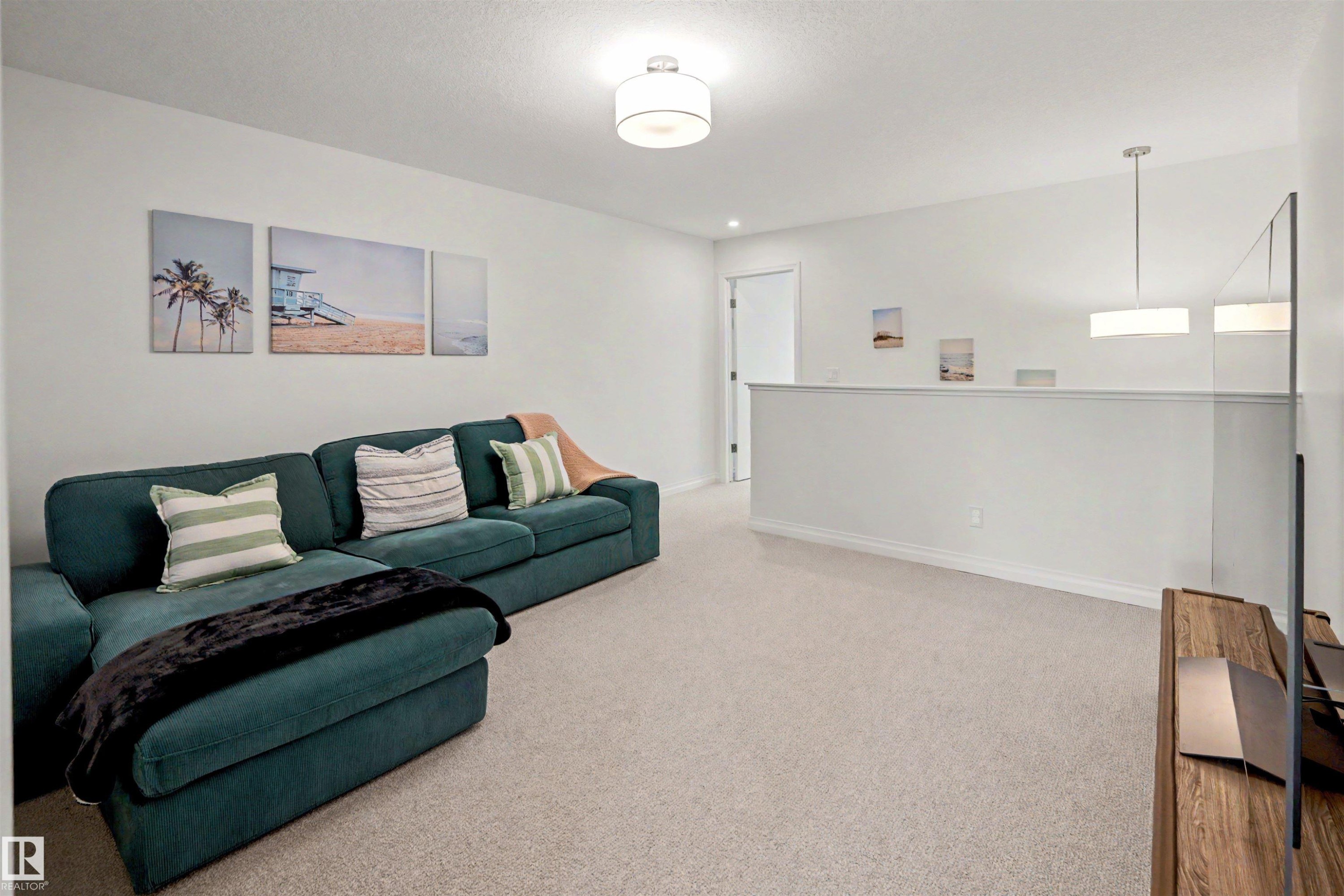 155 Stonehouse Way, Leduc, AB - Indoor Photo Showing Living Room