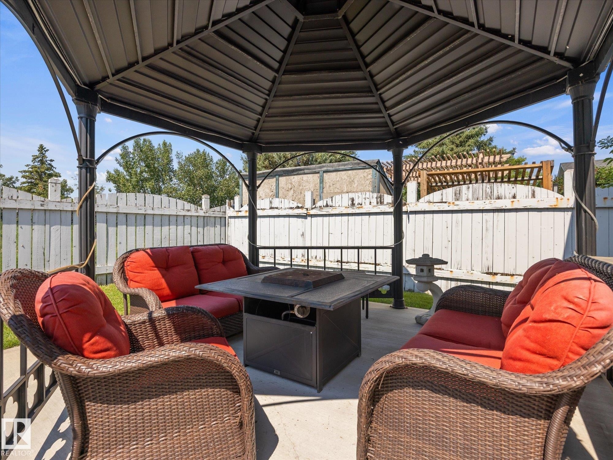 5552 190A Street Nw, Edmonton, AB - Outdoor With Deck Patio Veranda With Exterior