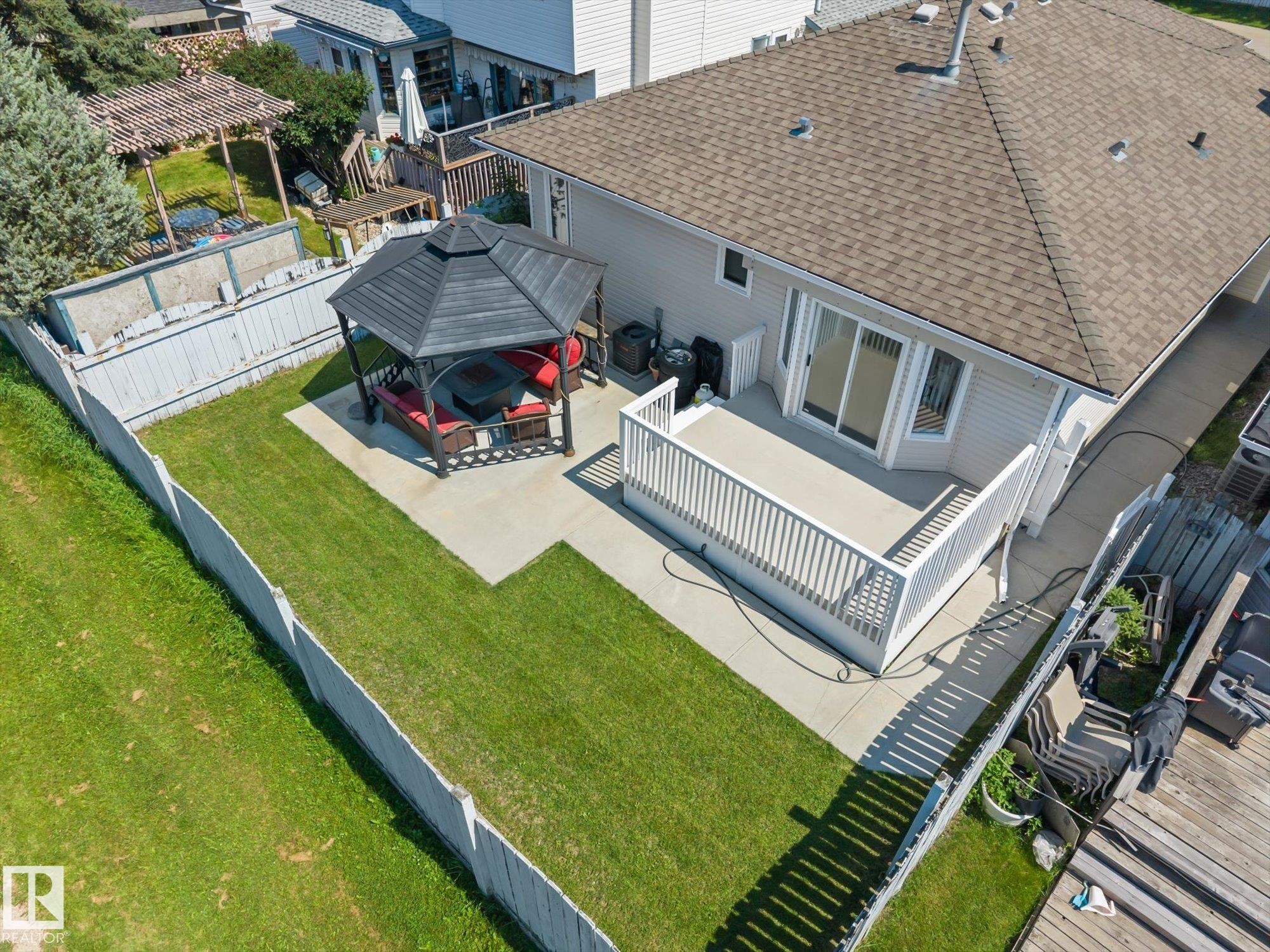 5552 190A Street Nw, Edmonton, AB - Outdoor