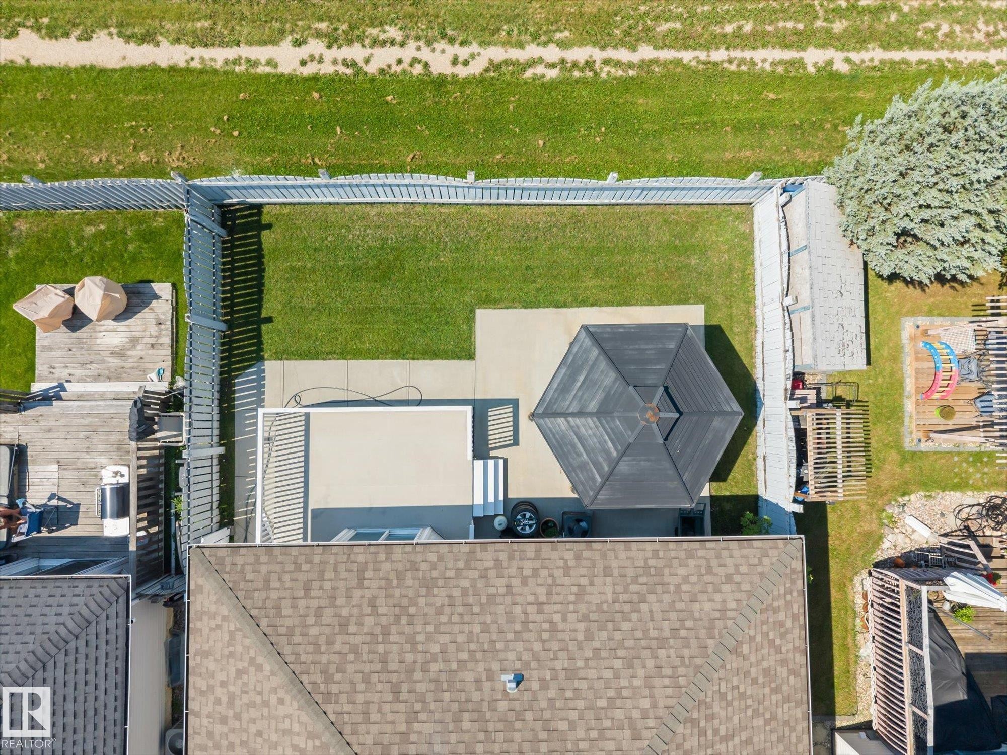 5552 190A Street Nw, Edmonton, AB - Outdoor