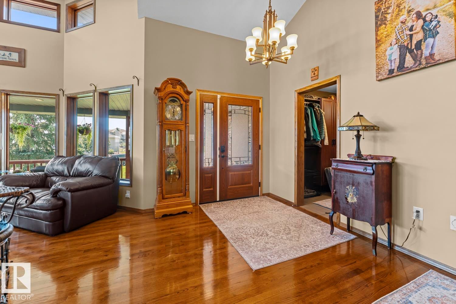 2700 Beach Avenue, Cold Lake, AB - Indoor