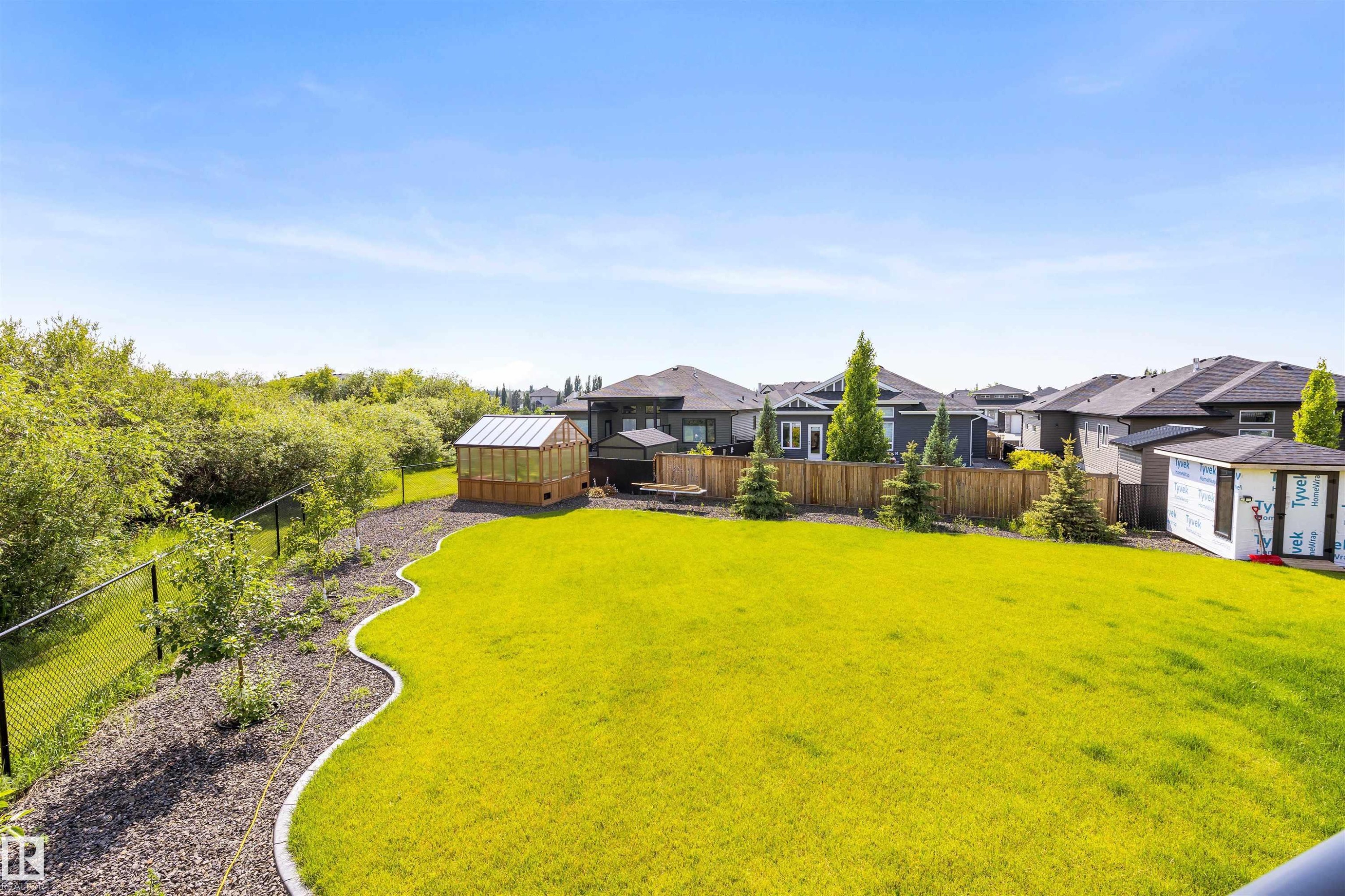 6 Harrow Close, Ardrossan, AB - Outdoor