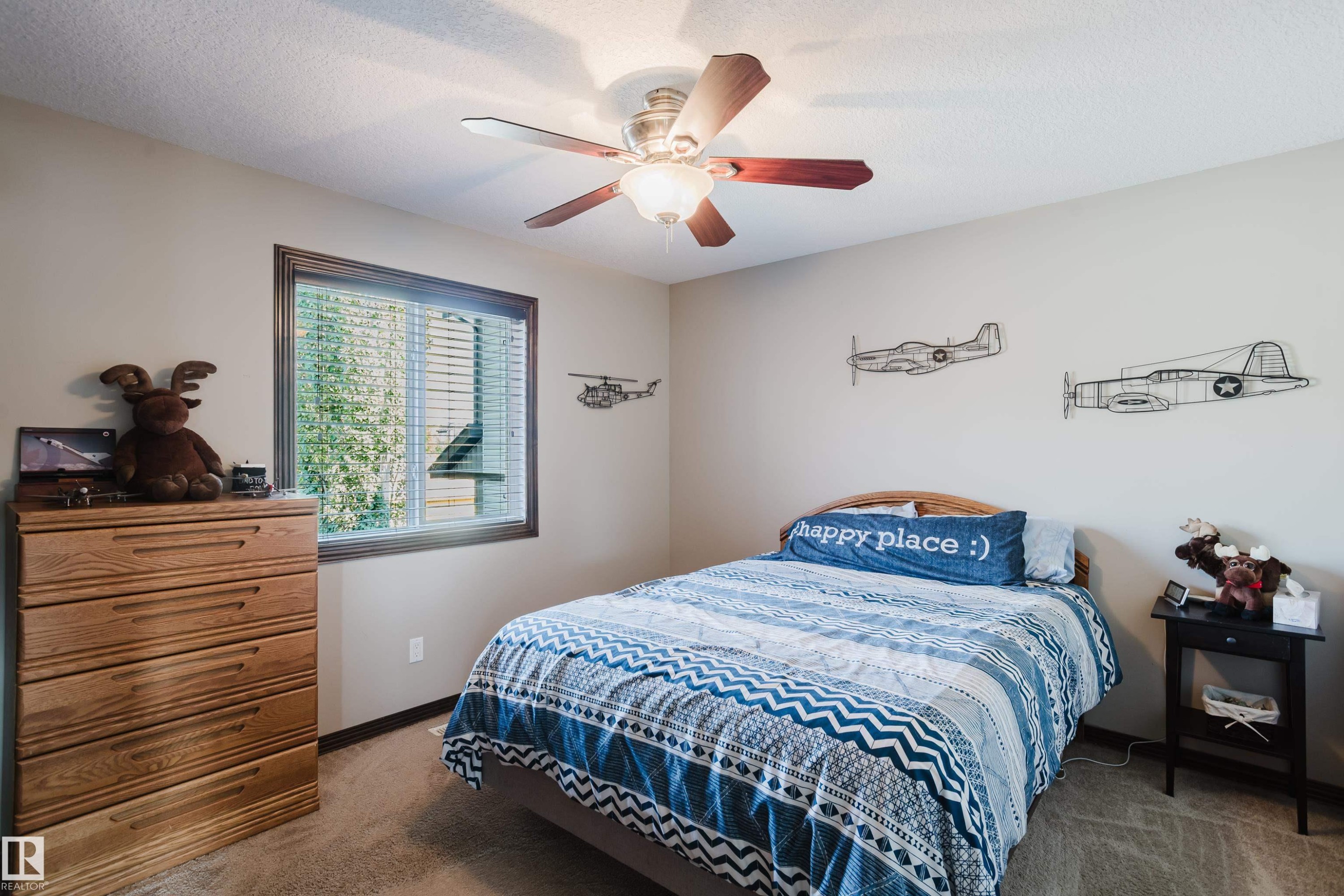9729 159 Street Nw, Edmonton, AB - Indoor Photo Showing Bedroom