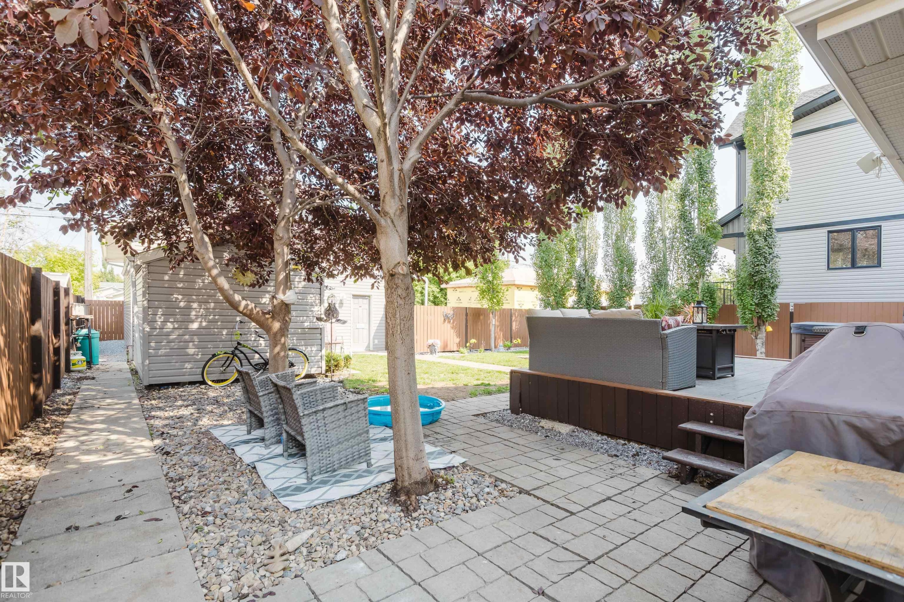 9729 159 Street Nw, Edmonton, AB - Outdoor