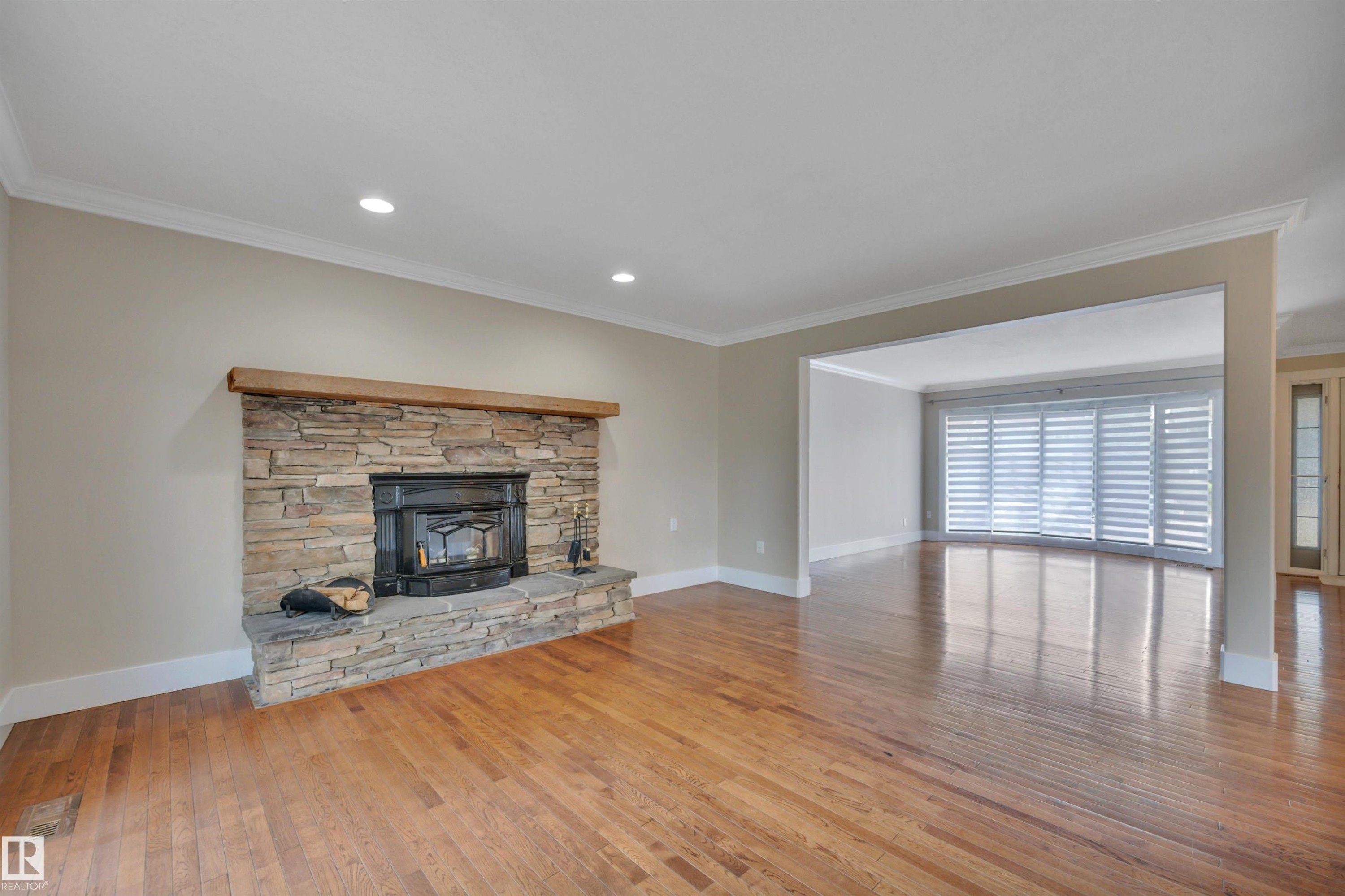 2412 112A Street, Edmonton, AB - Indoor Photo Showing Living Room With Fireplace