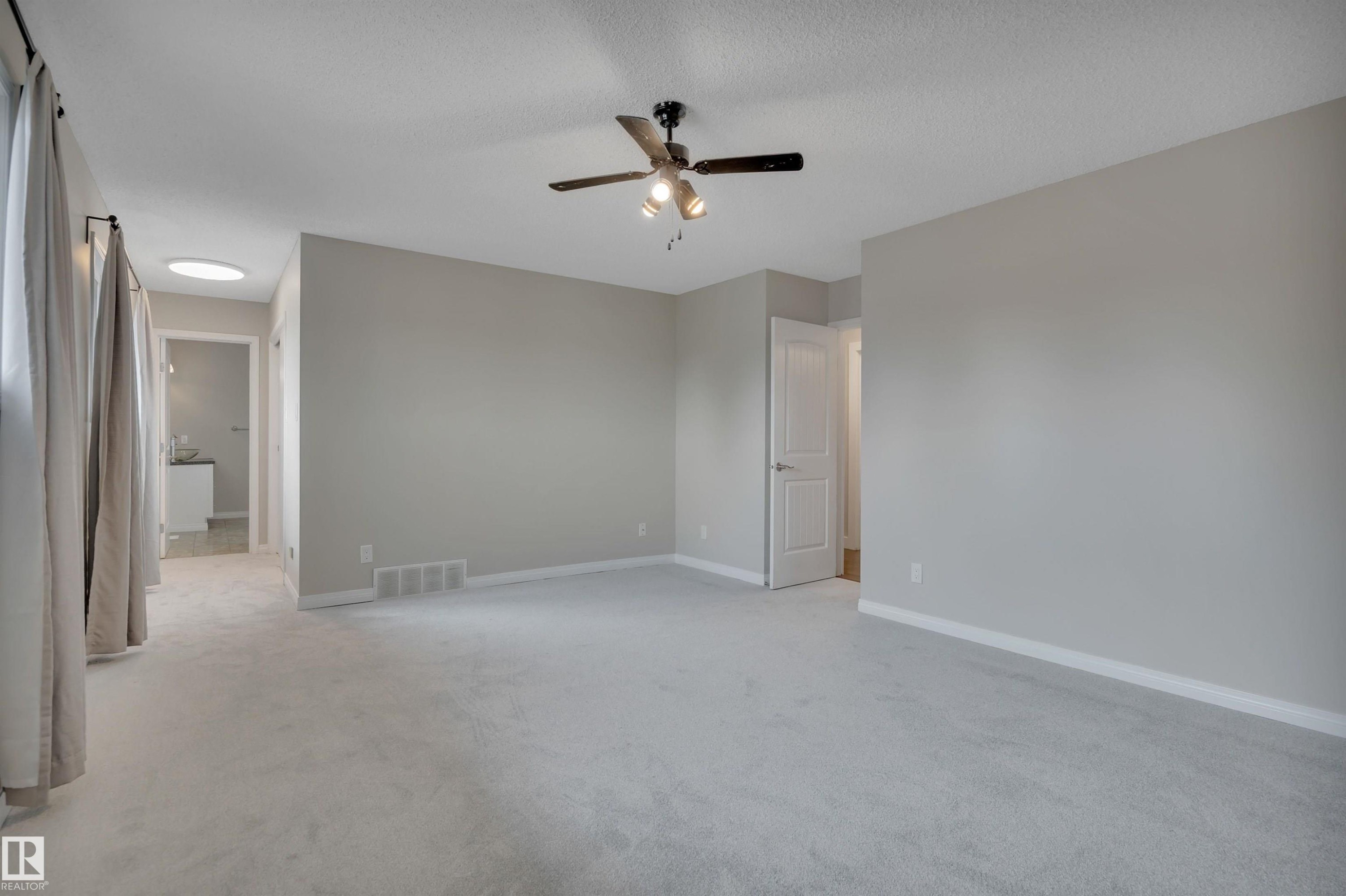 2412 112A Street, Edmonton, AB - Indoor Photo Showing Other Room