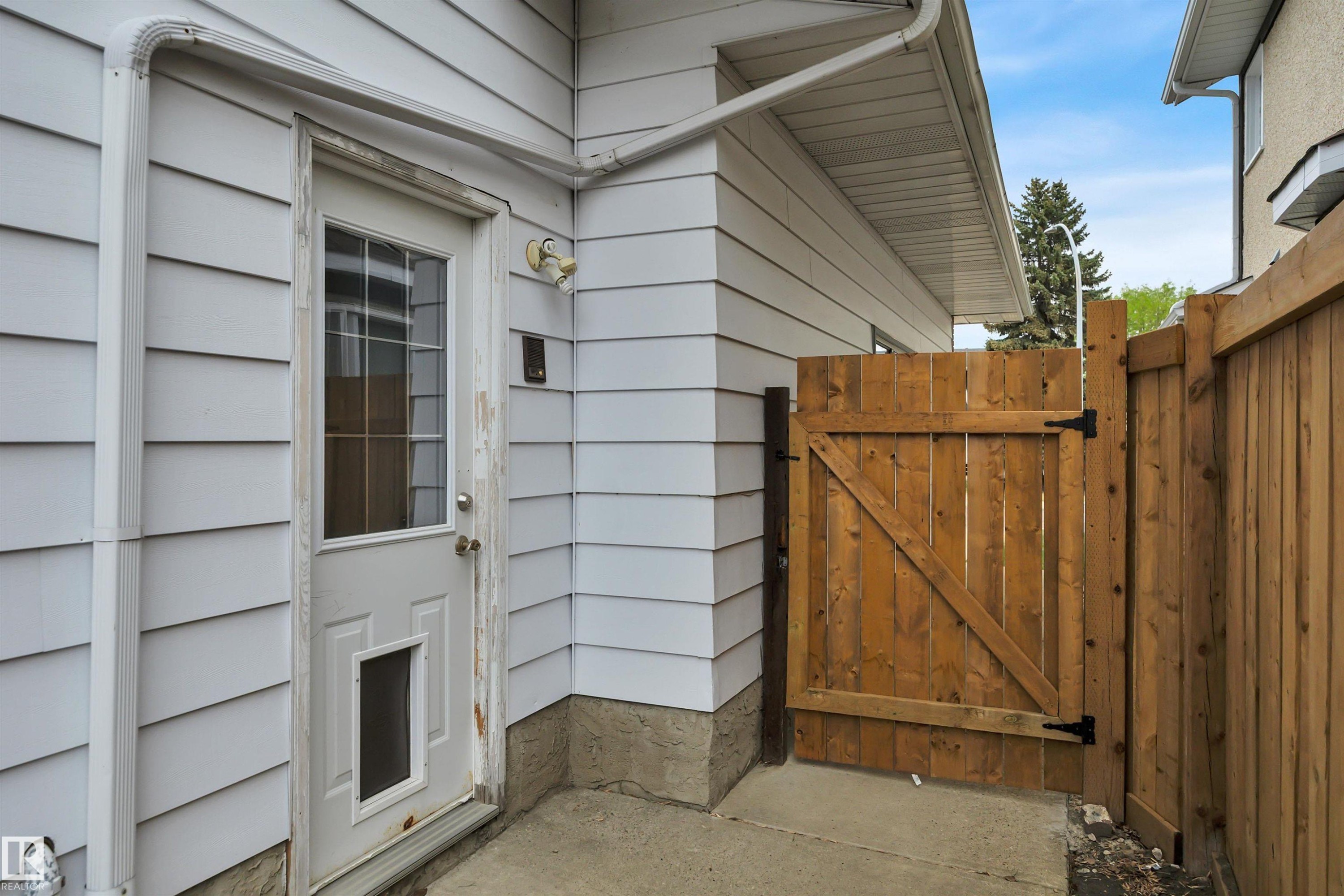 2412 112A Street, Edmonton, AB - Outdoor With Exterior