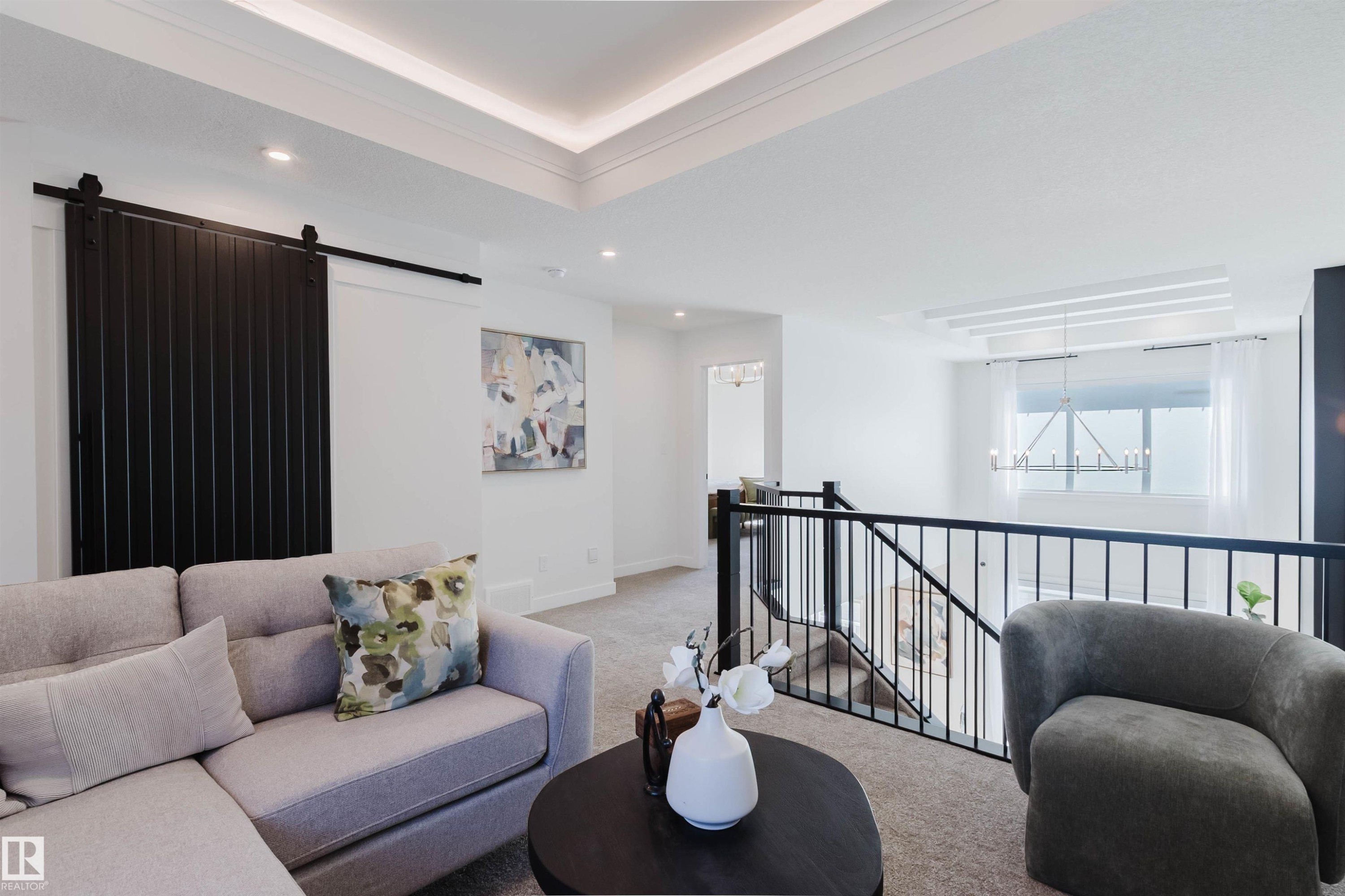 710 Elderberry Close Nw, Edmonton, AB - Indoor