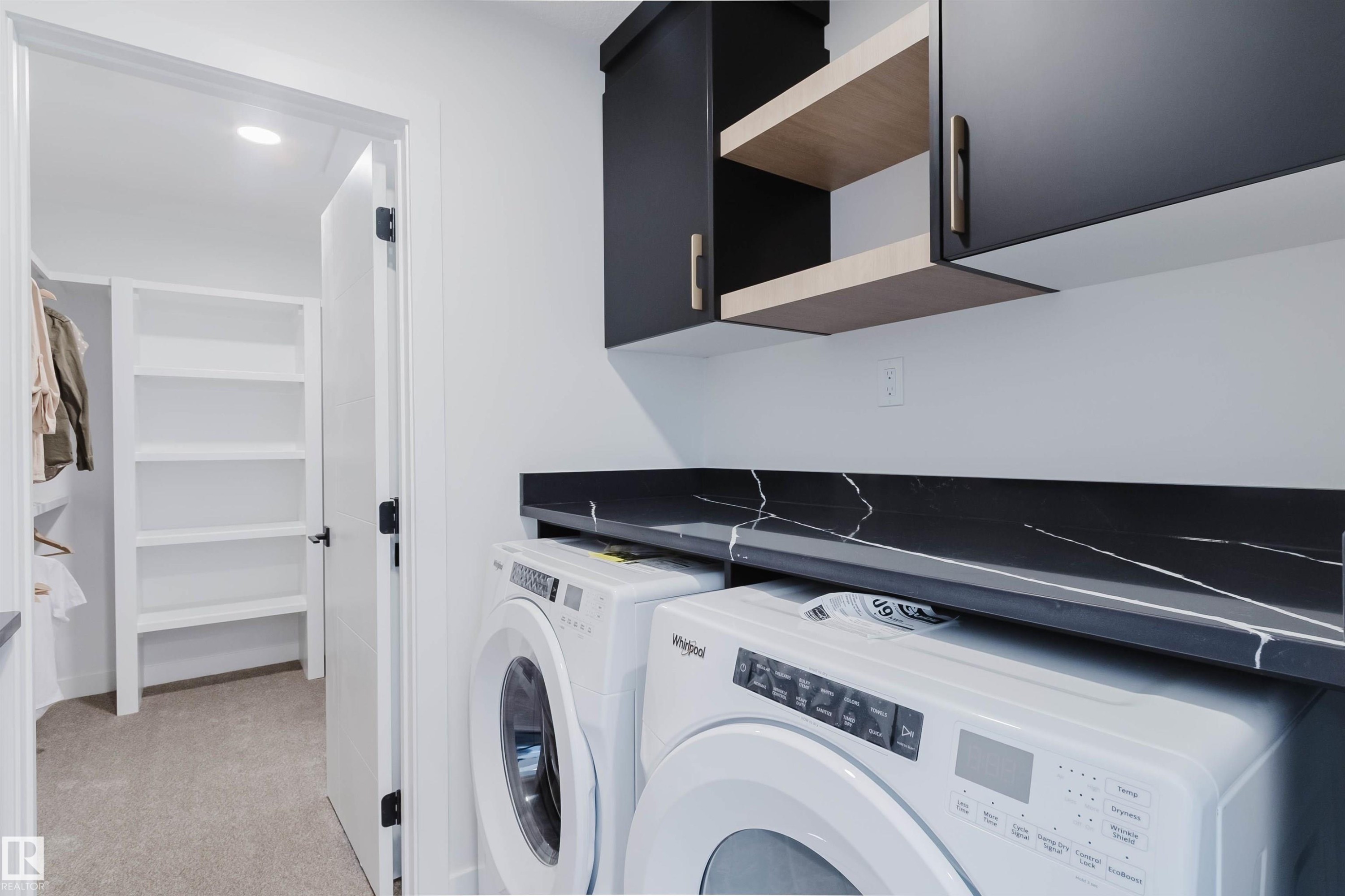 710 Elderberry Close Nw, Edmonton, AB - Indoor Photo Showing Laundry Room