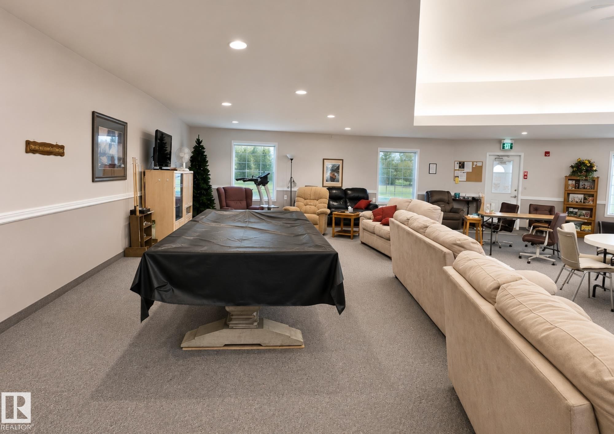 #10 5011 Pine Dr, Cherry Grove, AB - Indoor