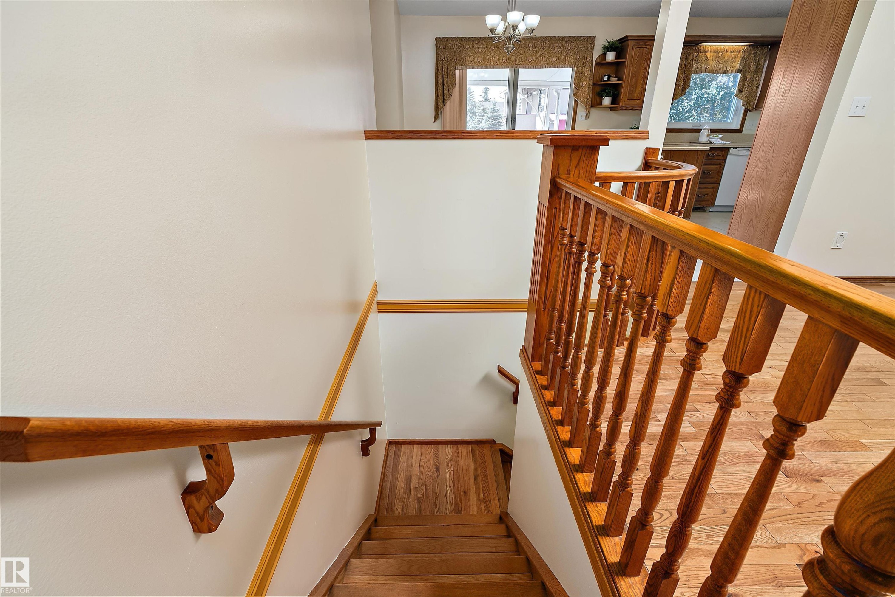 4823 32 Avenue Nw, Edmonton, AB - Indoor Photo Showing Other Room