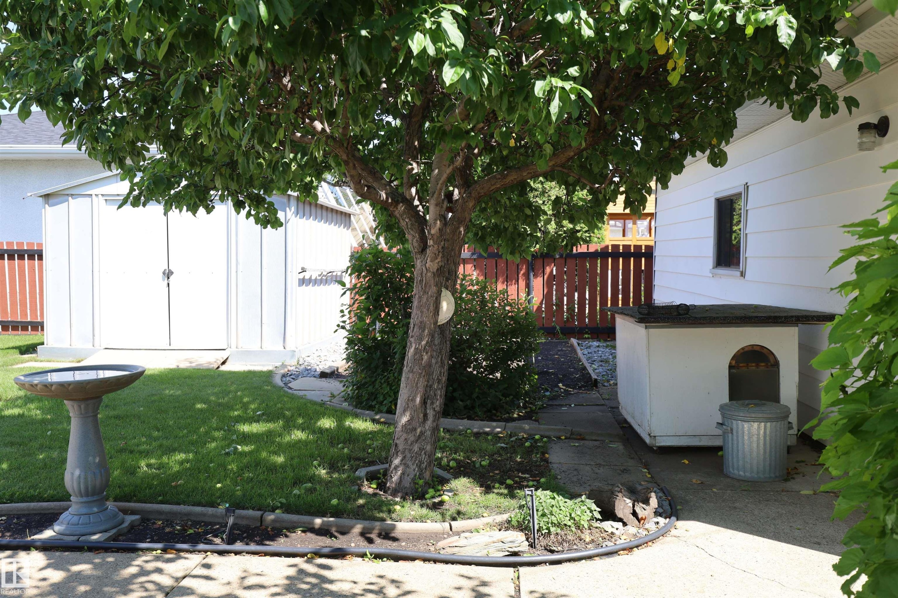 10715 132 Avenue Nw, Edmonton, AB - Outdoor