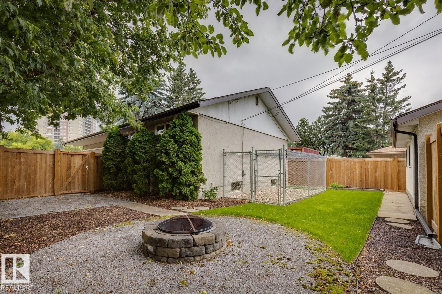 8709 164A Street Nw, Edmonton, AB