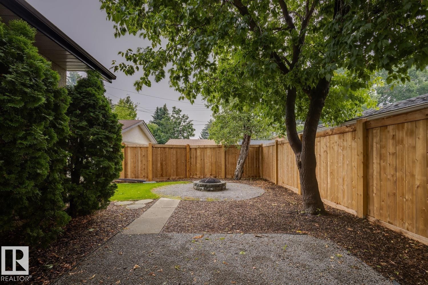8709 164A Street Nw, Edmonton, AB